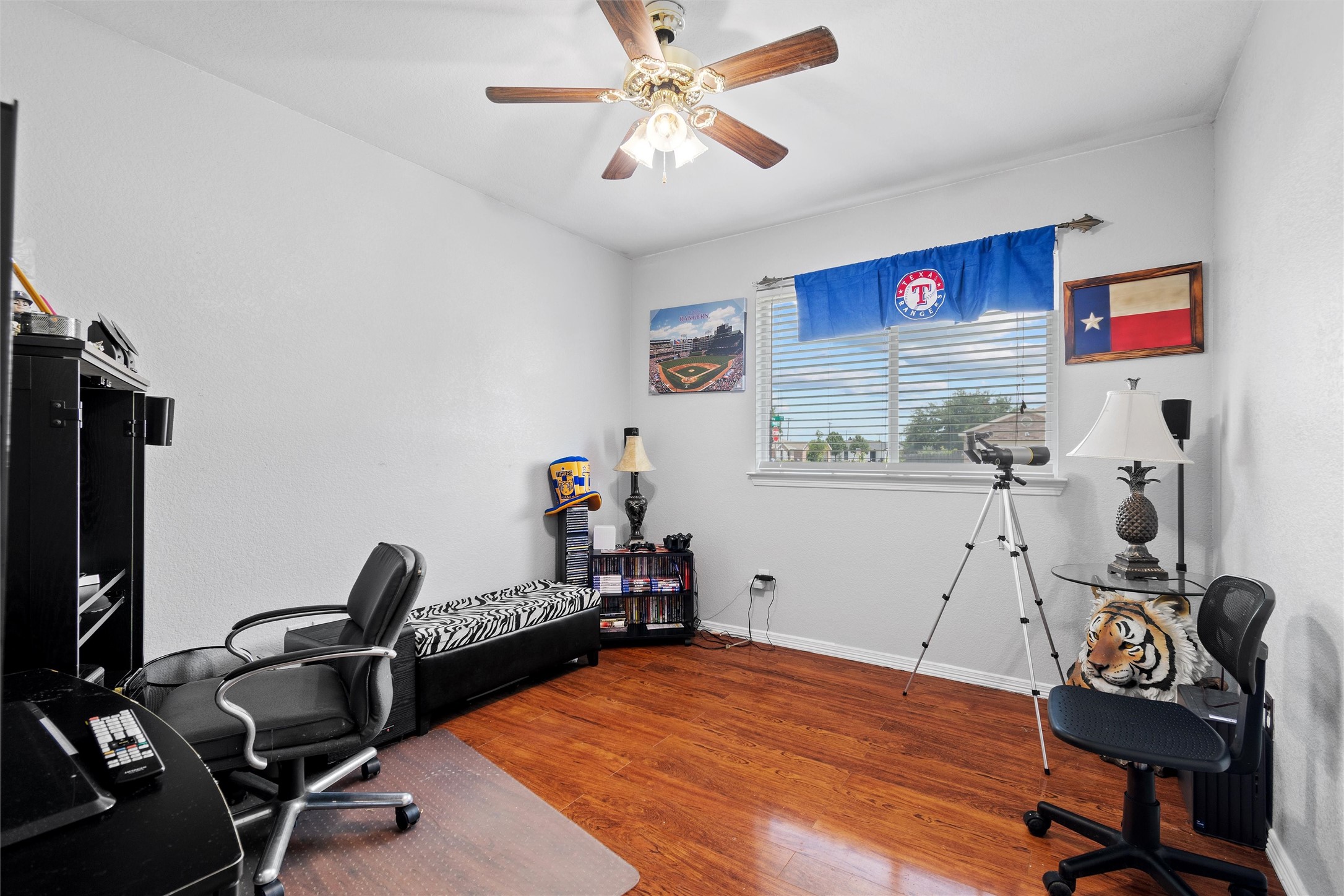 428 NE Murphy Road Burleson TX 76028