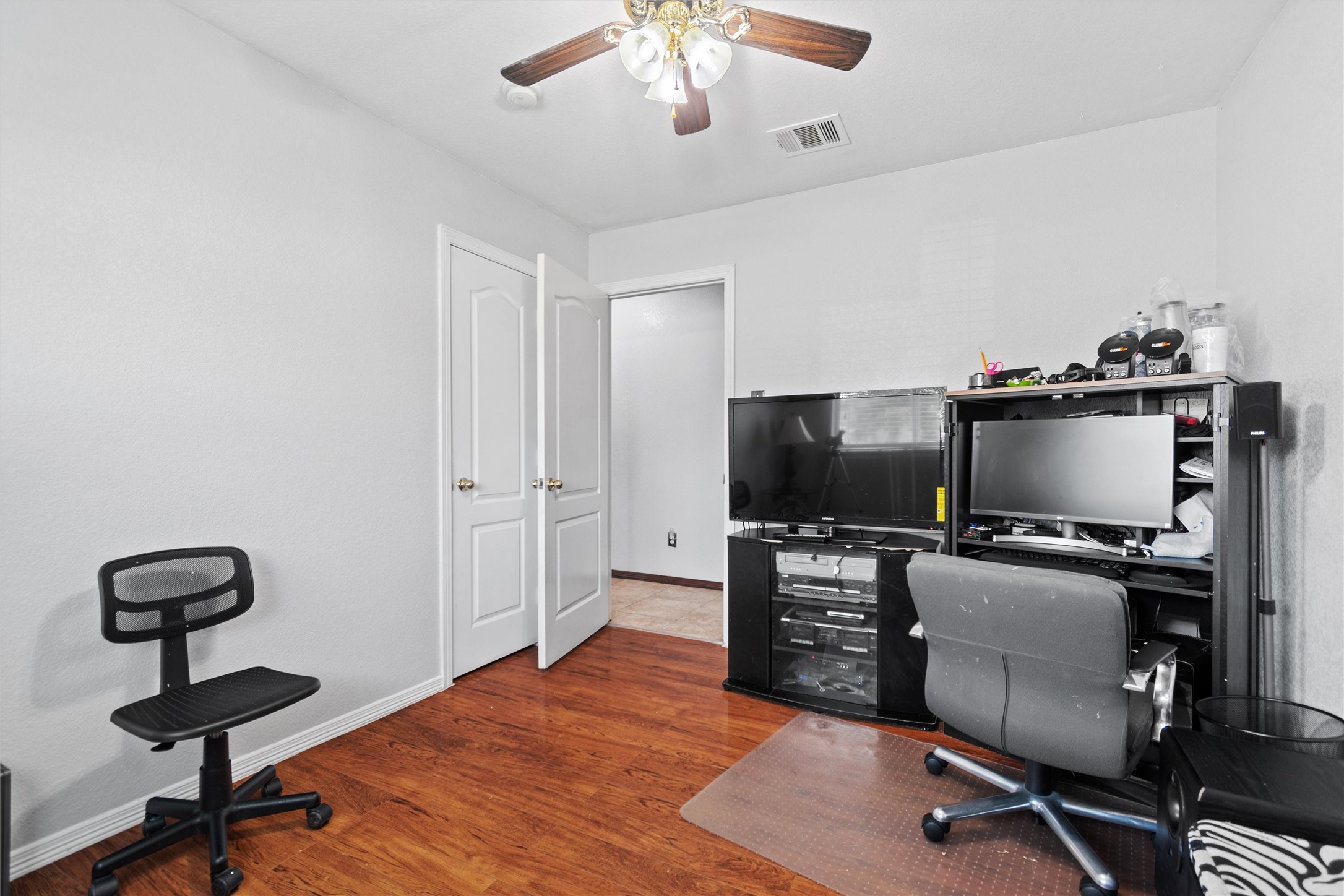 428 NE Murphy Road Burleson TX 76028