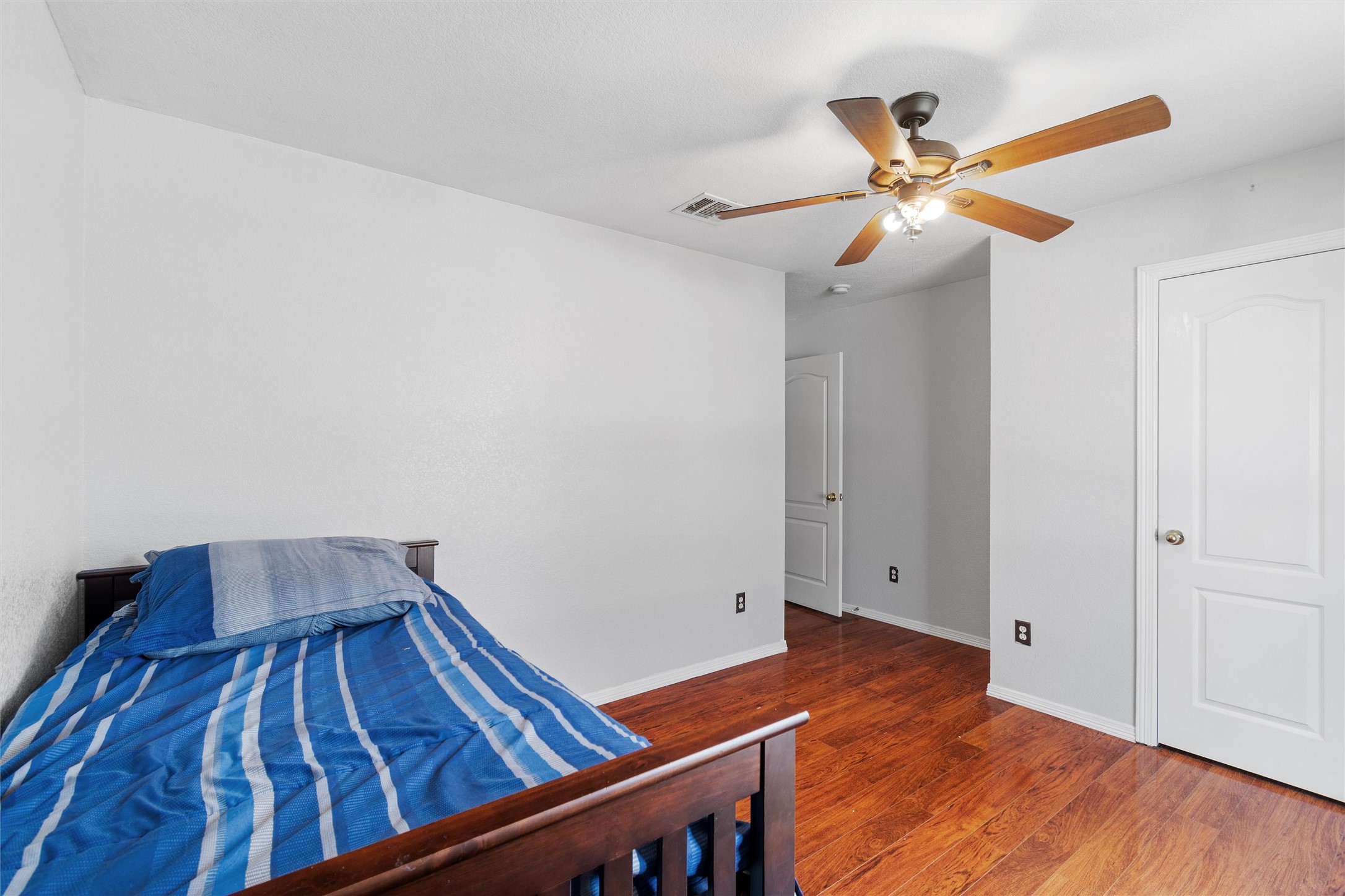 428 NE Murphy Road Burleson TX 76028