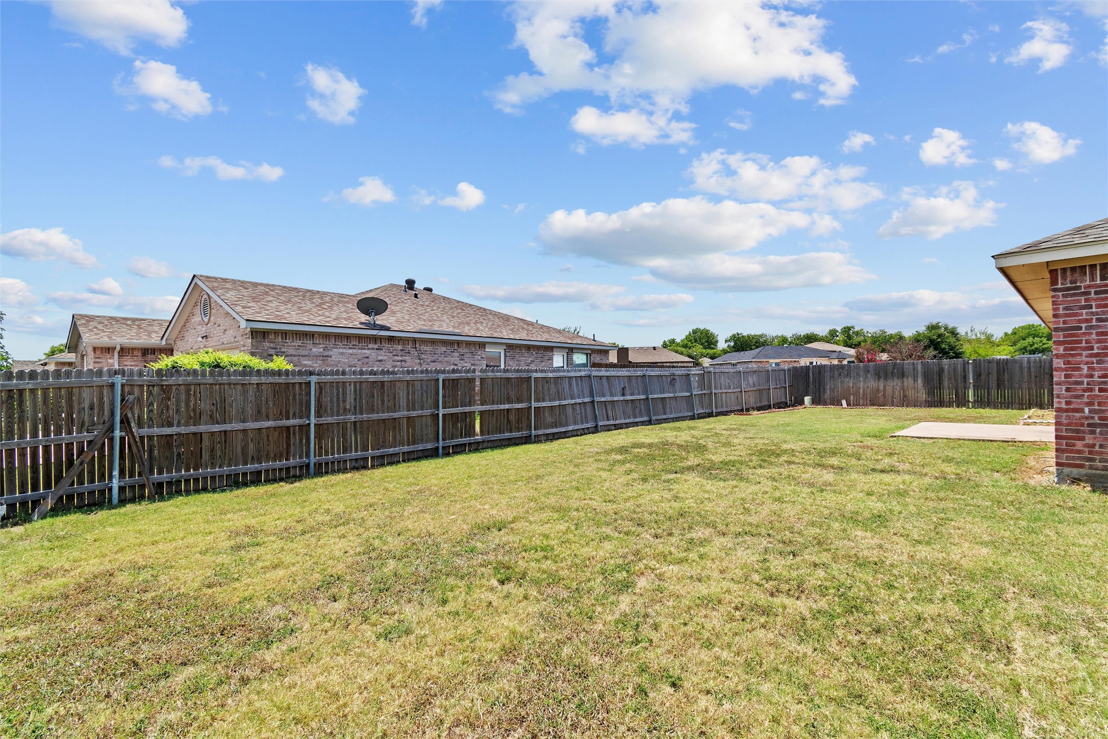 428 NE Murphy Road Burleson TX 76028