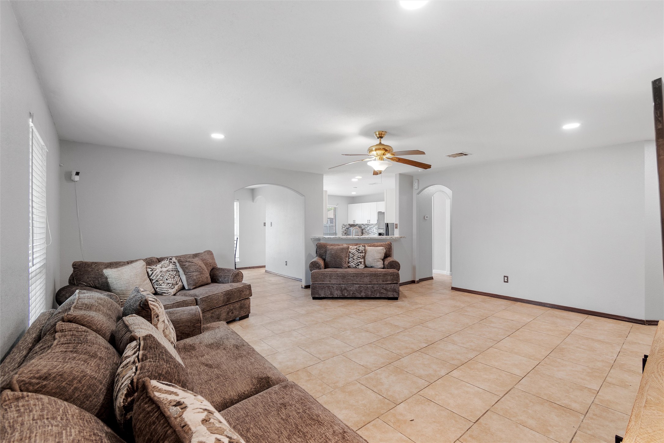 428 NE Murphy Road Burleson TX 76028