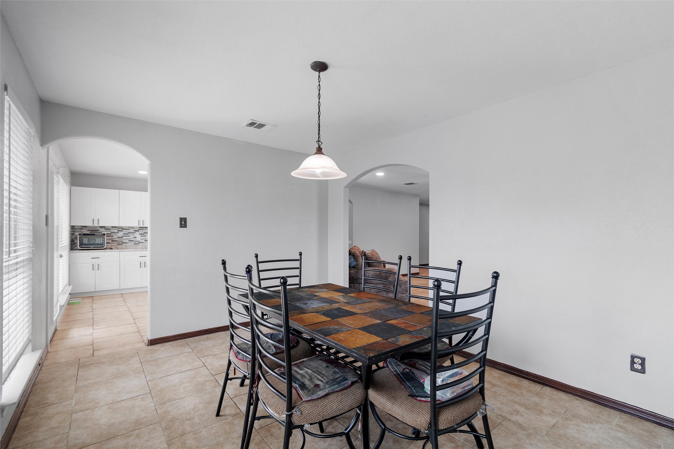 428 NE Murphy Road Burleson TX 76028