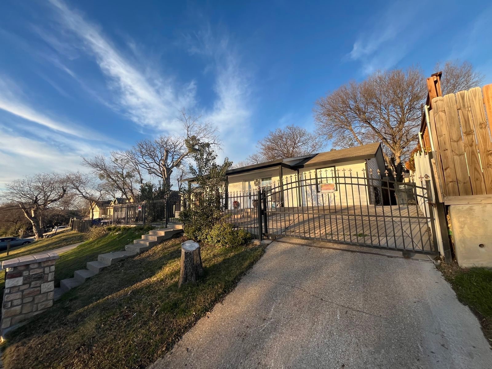 2804 19th Street Fort Worth TX 76106