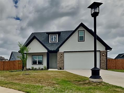 828 Brookside Drive Springtown TX 76082