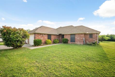 135 Lakeshore Drive Runaway Bay TX 76426
