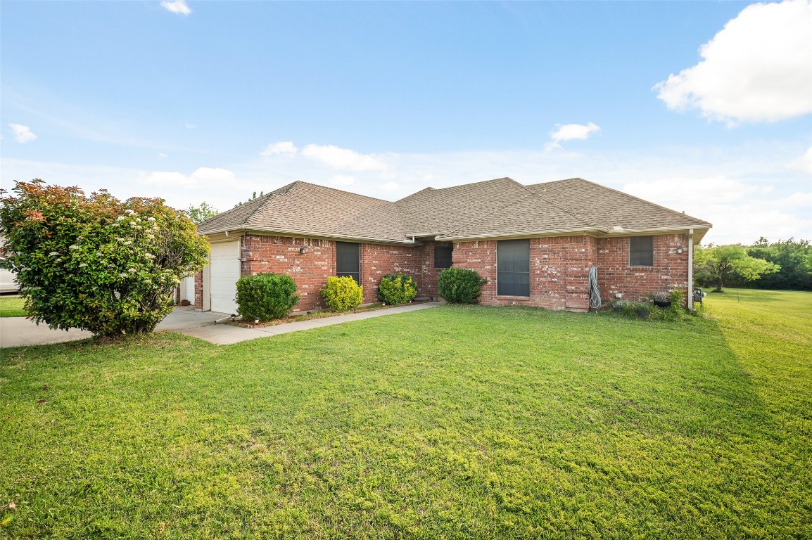 135 Lakeshore Drive Runaway Bay TX 76426