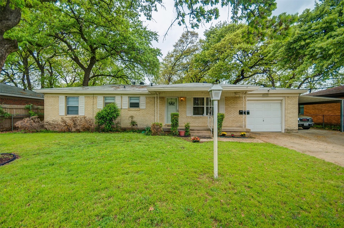 3013 Edith Lane Haltom City TX 76117