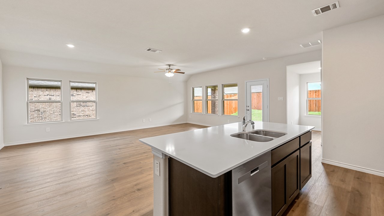8422 Rockhopper Lane Garland TX 75043