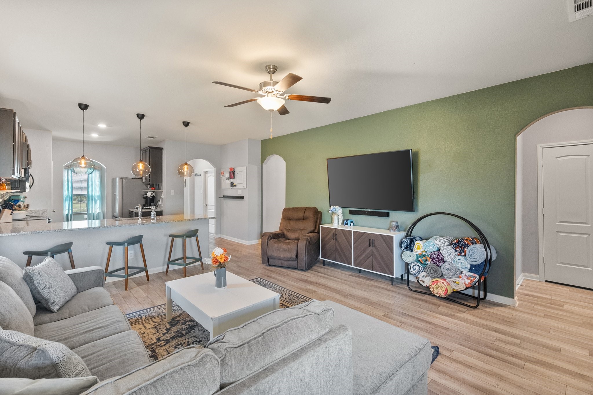 135 Crockett Way Venus TX 76084