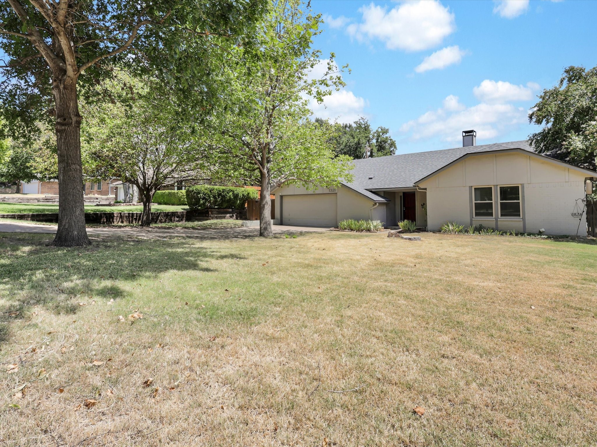 1321 Blanco Court Benbrook TX 76126
