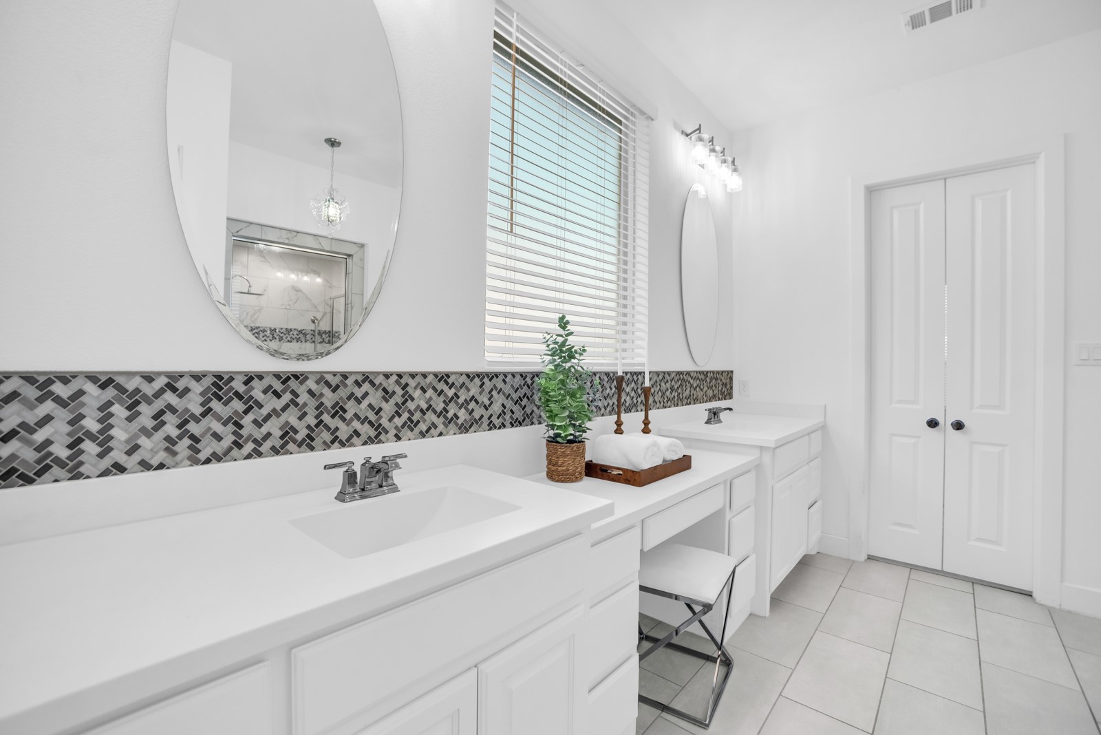 5100 Hedgerow Drive Little Elm TX 76227
