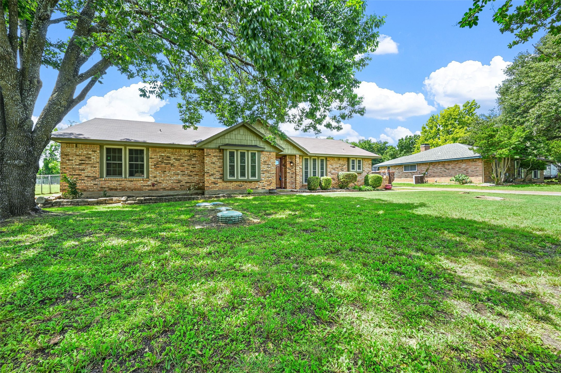111 Southridge Street Red Oak TX 75154