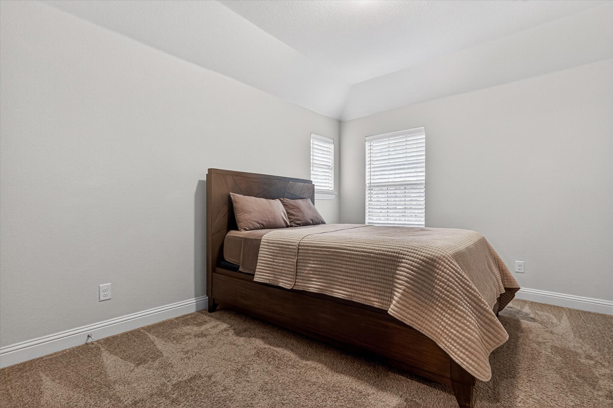 912 Brenda Drive Mansfield TX 76063