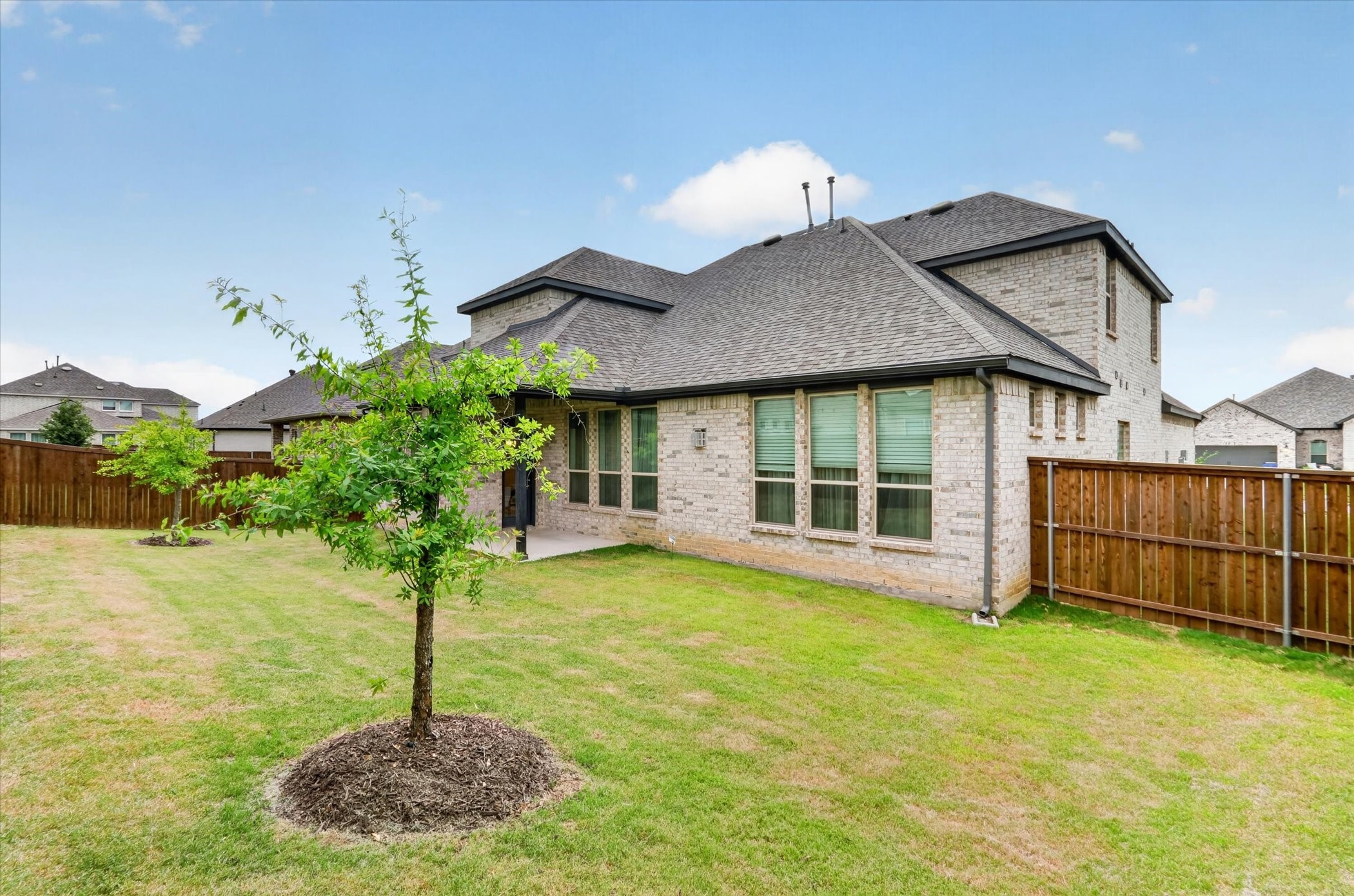 912 Brenda Drive Mansfield TX 76063