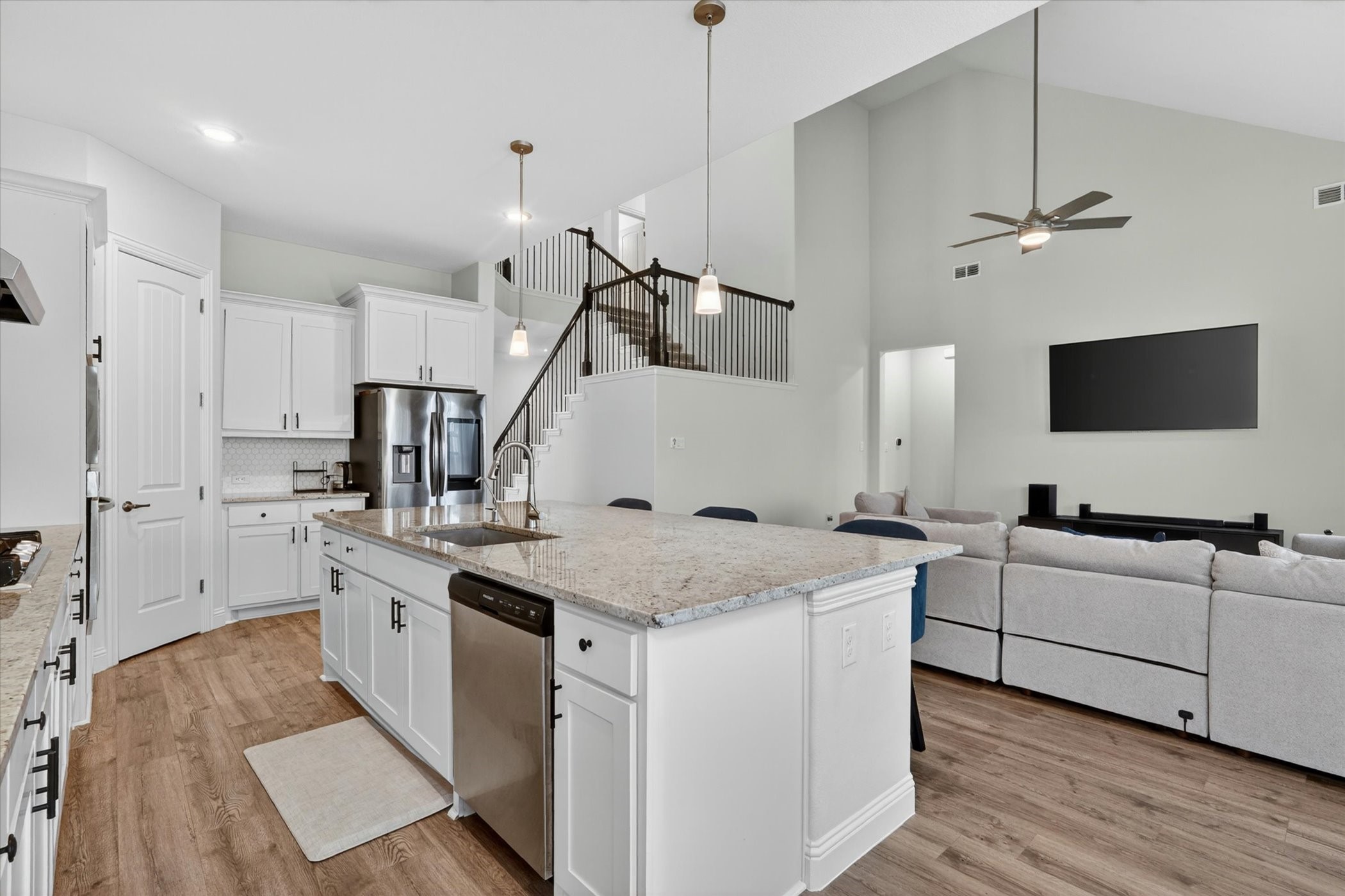 912 Brenda Drive Mansfield TX 76063