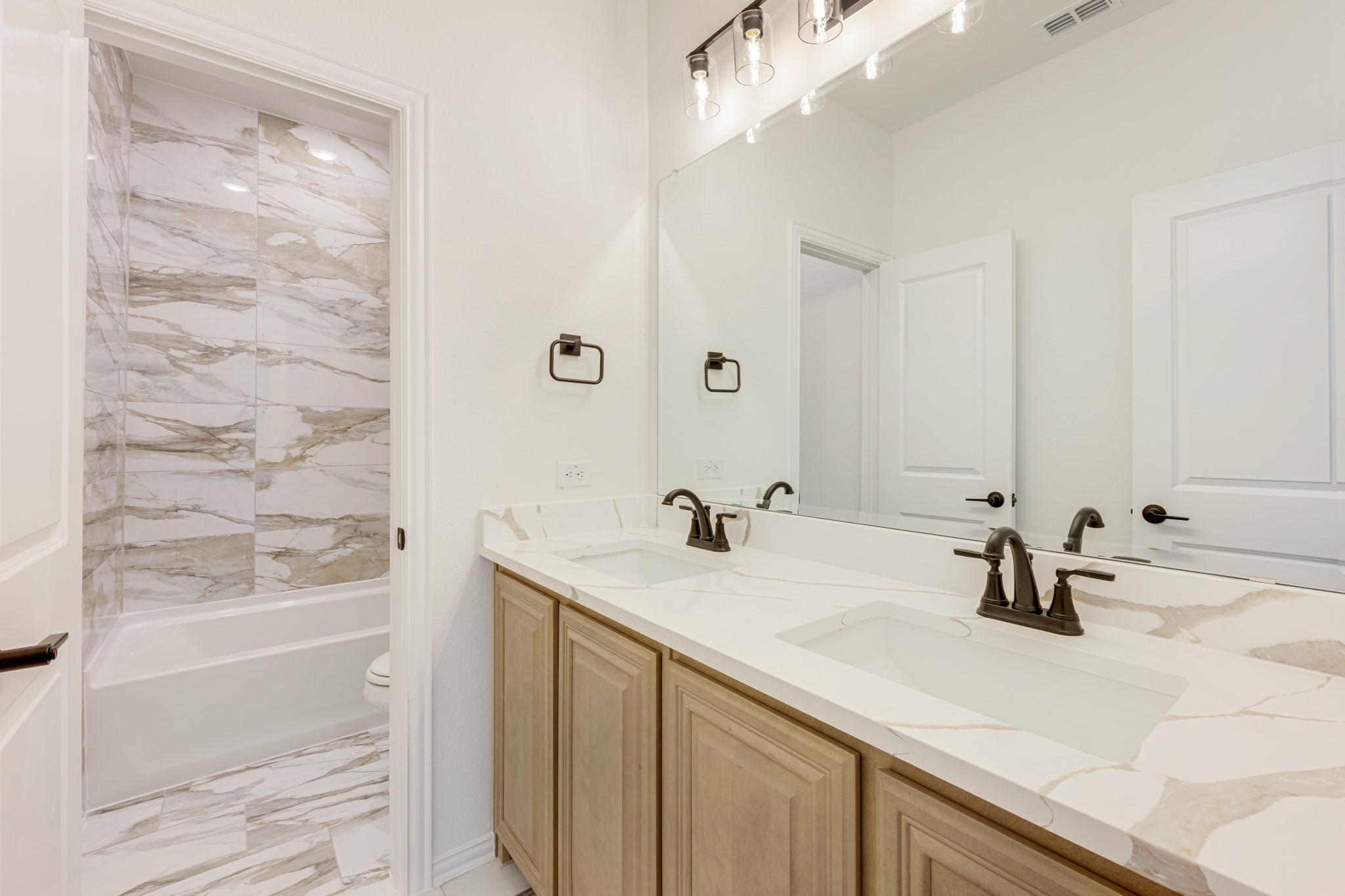 1073 Raptor Road Alvarado TX 76009