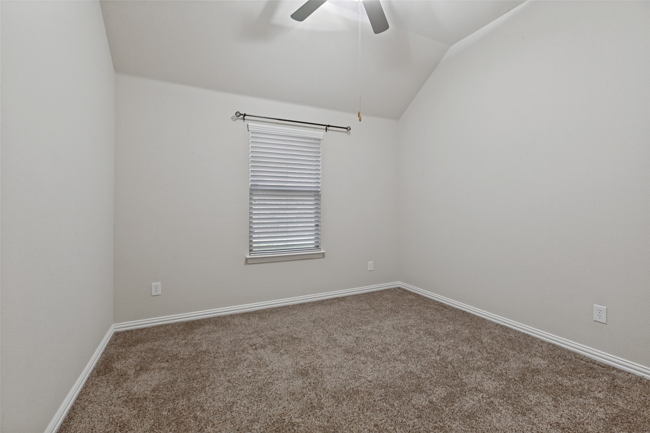 711 Cedarview Drive Garland TX 75040