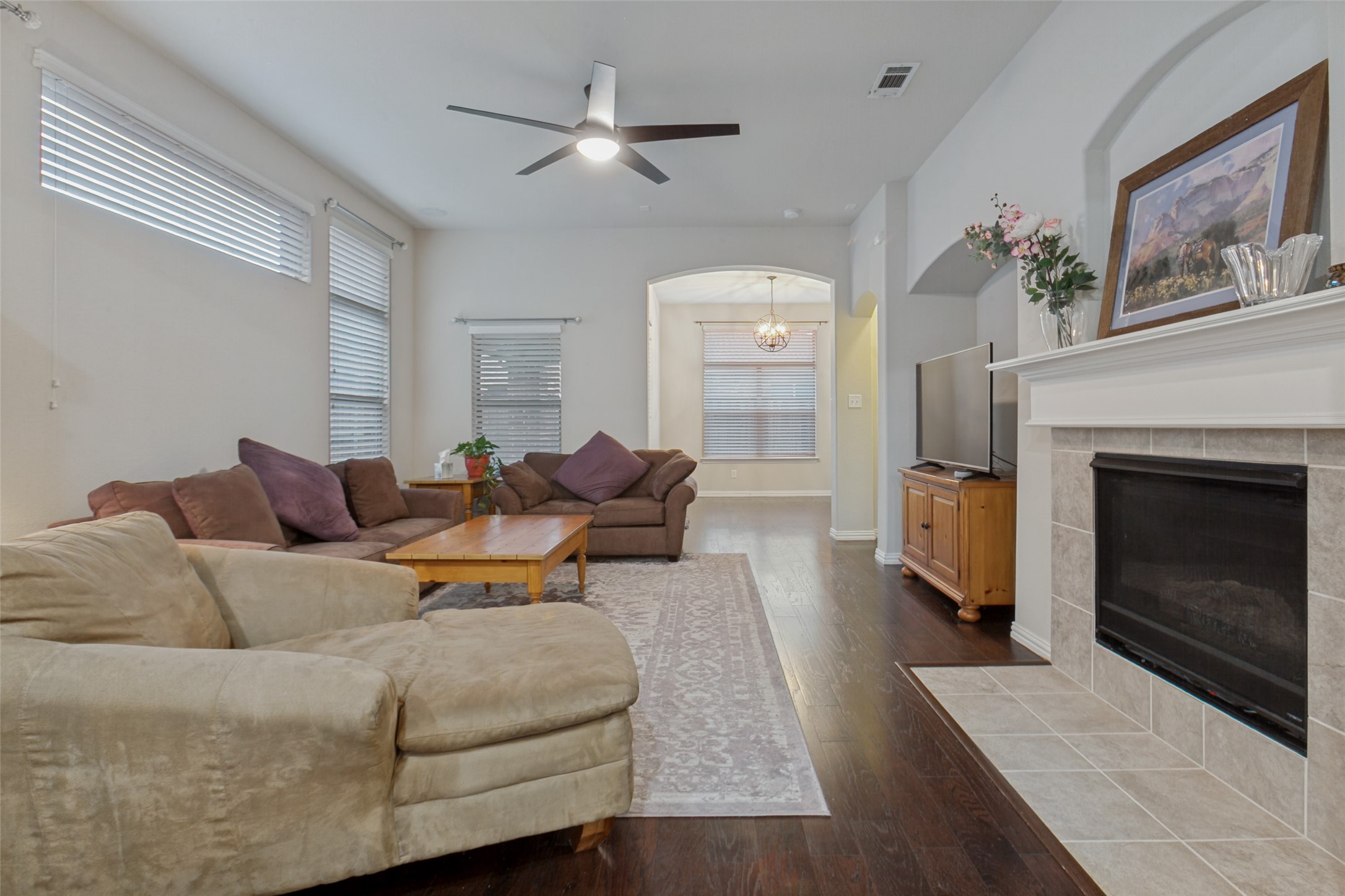 711 Cedarview Drive Garland TX 75040