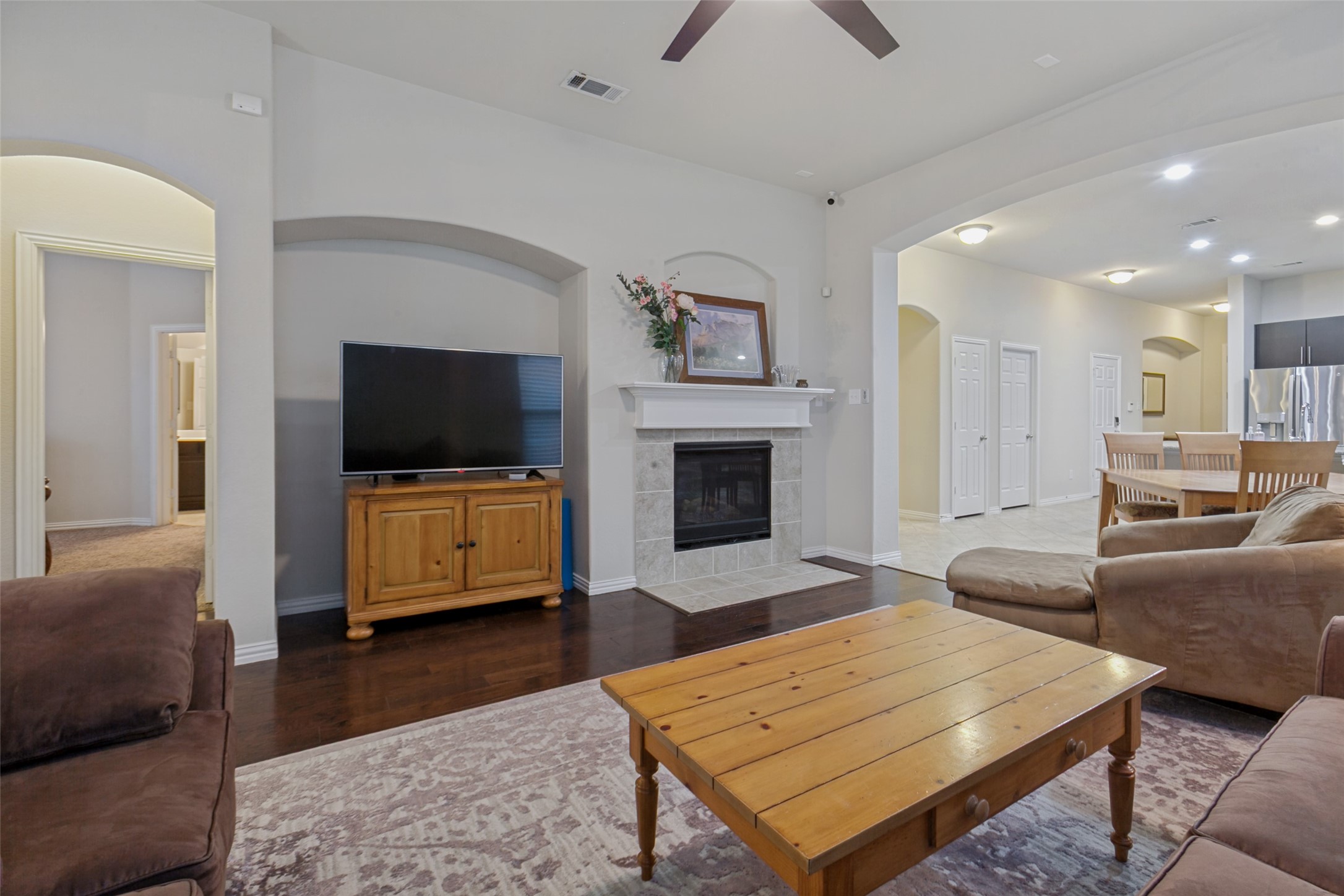 711 Cedarview Drive Garland TX 75040
