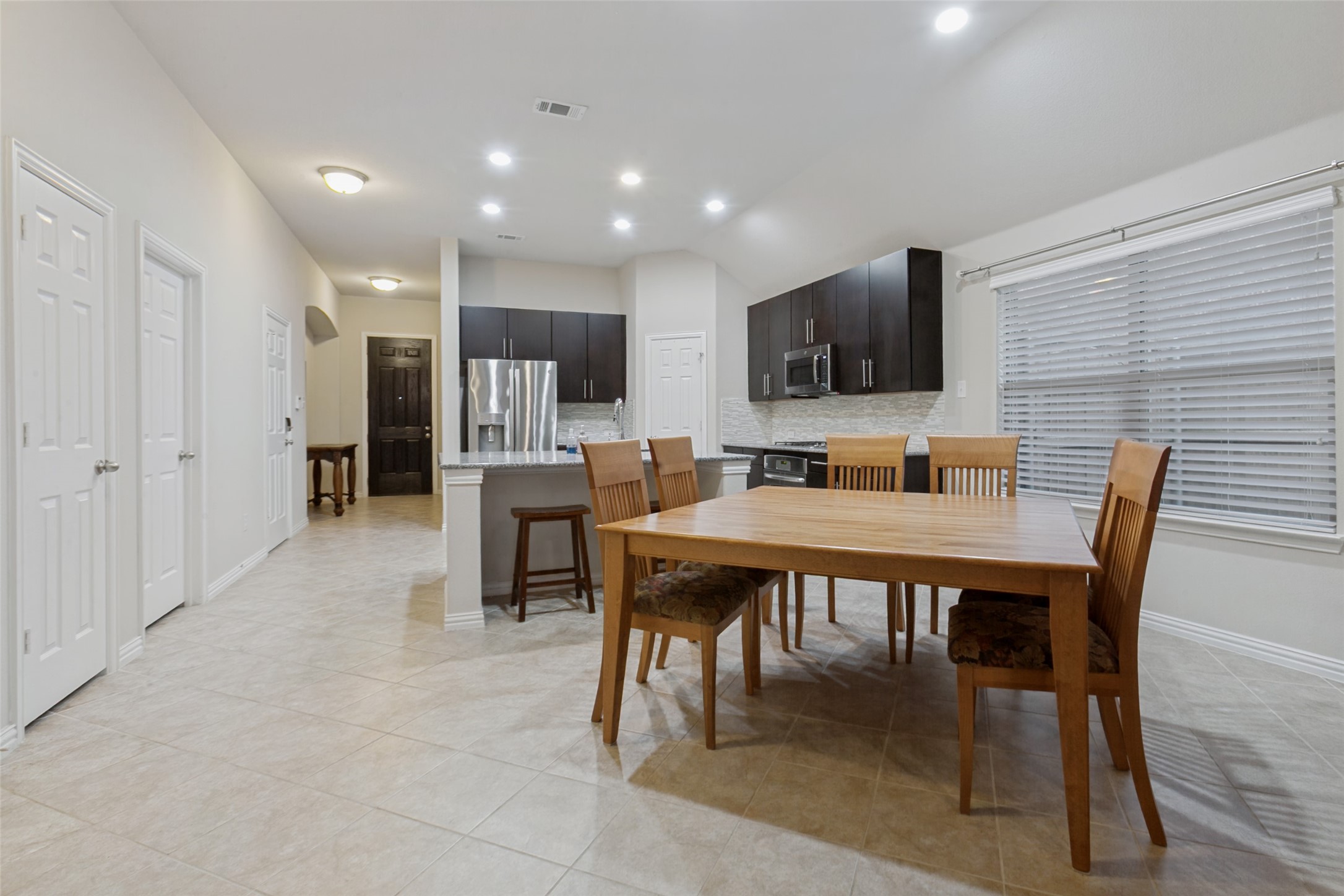 711 Cedarview Drive Garland TX 75040