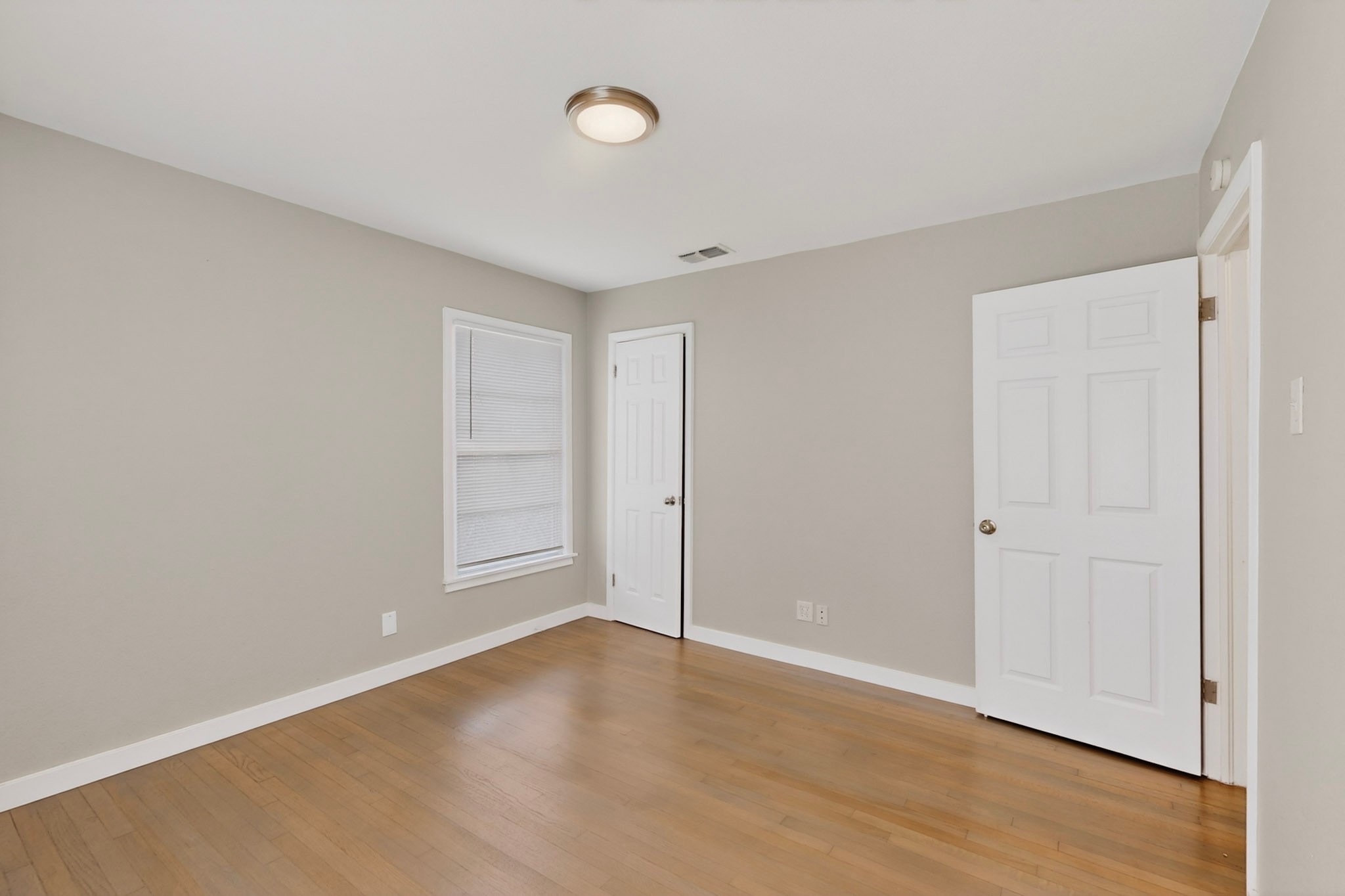 1304 Sylvan Drive Garland TX 75040