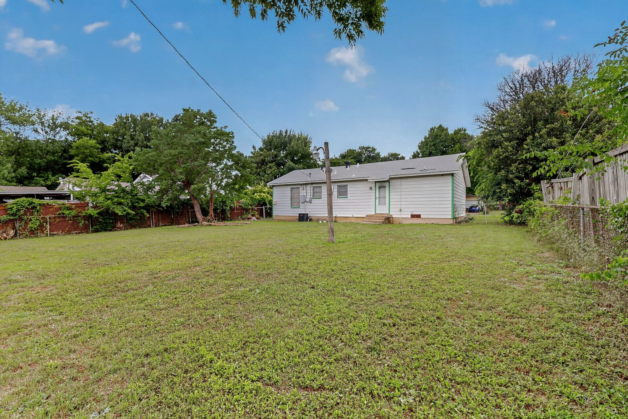 1304 Sylvan Drive Garland TX 75040