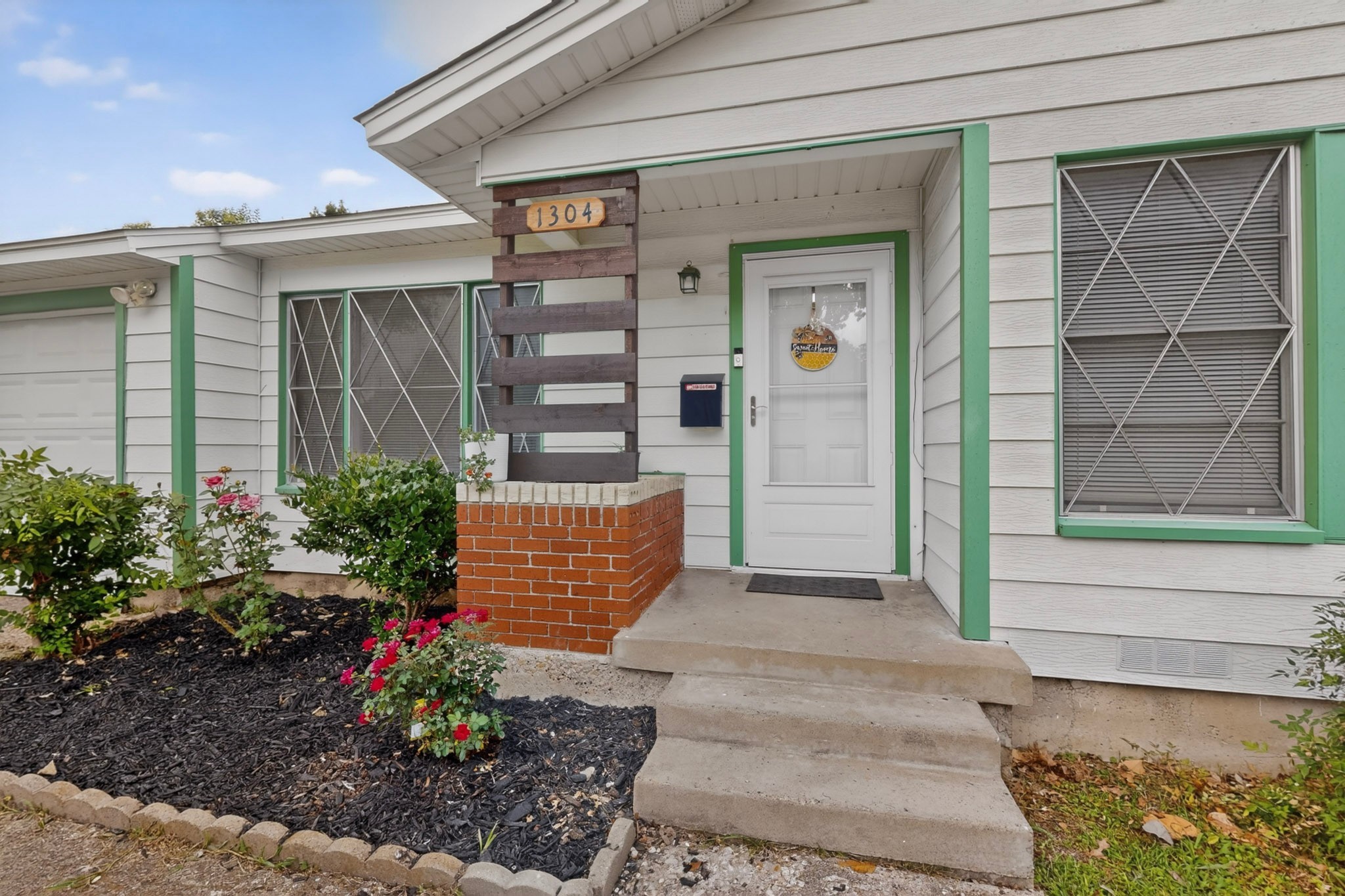 1304 Sylvan Drive Garland TX 75040