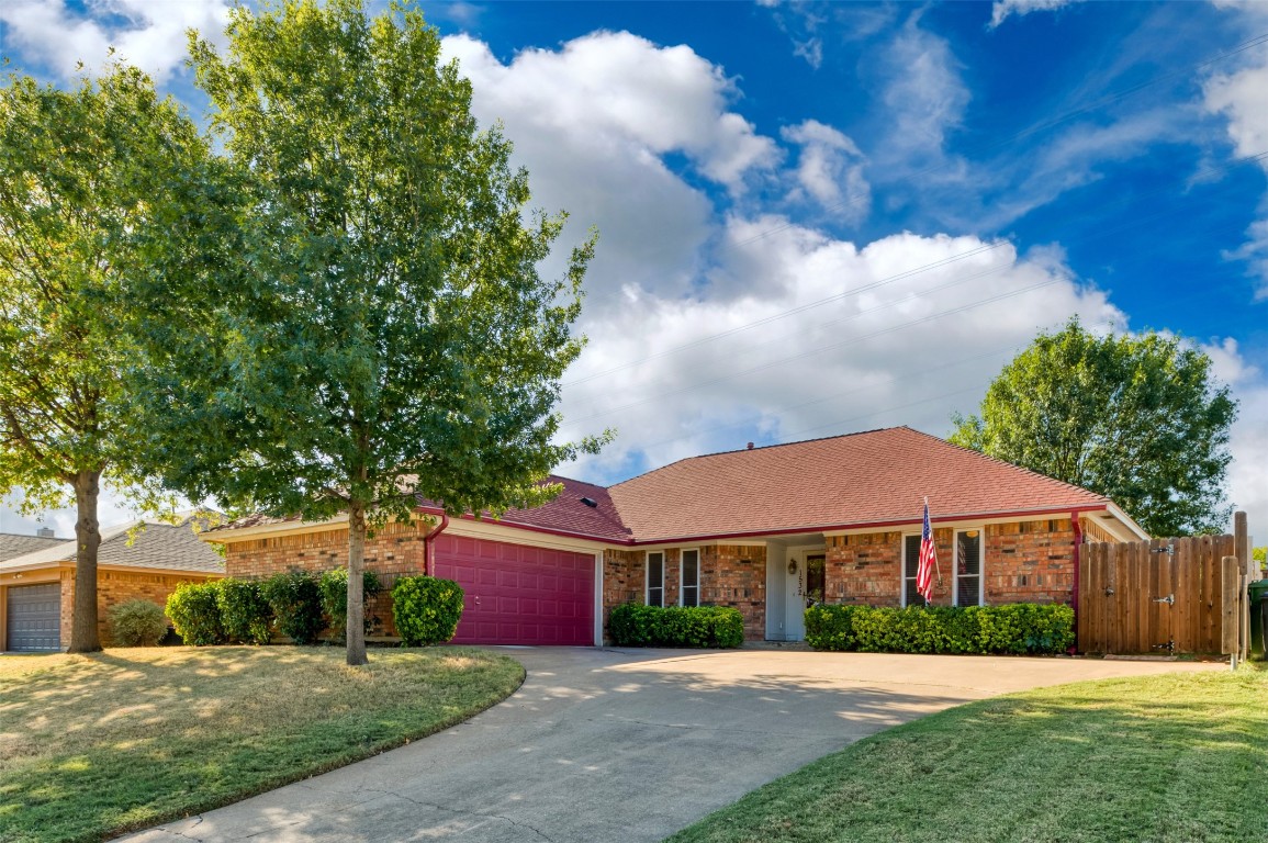 1532 Snow Trail Lewisville TX 75077