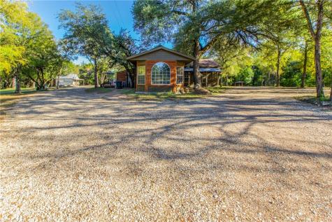700 Oak Grove Loop China Spring TX 76633