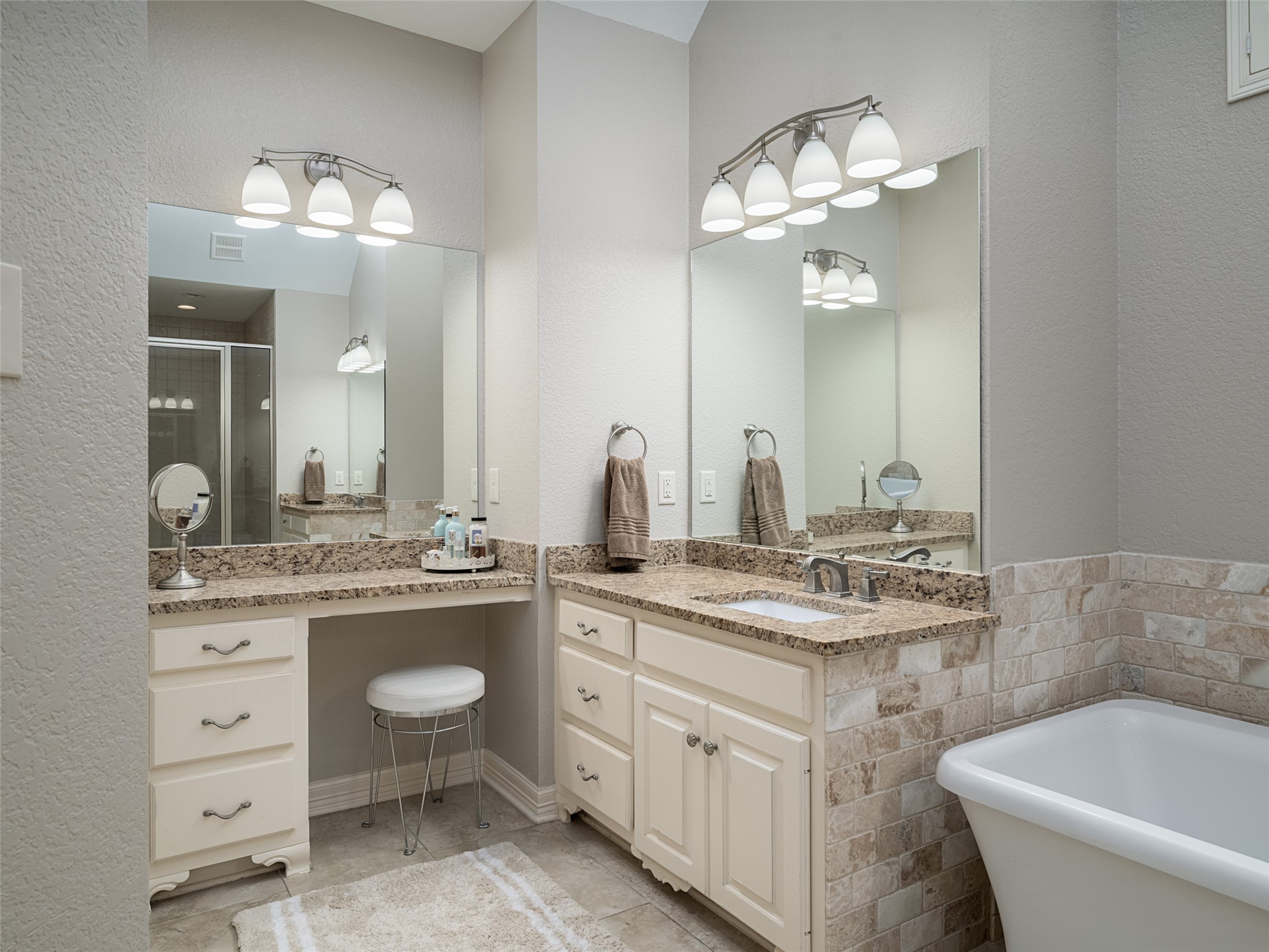 1137 Ashwood Drive Tyler TX 75703