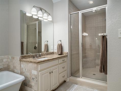 1137 Ashwood Drive Tyler TX 75703