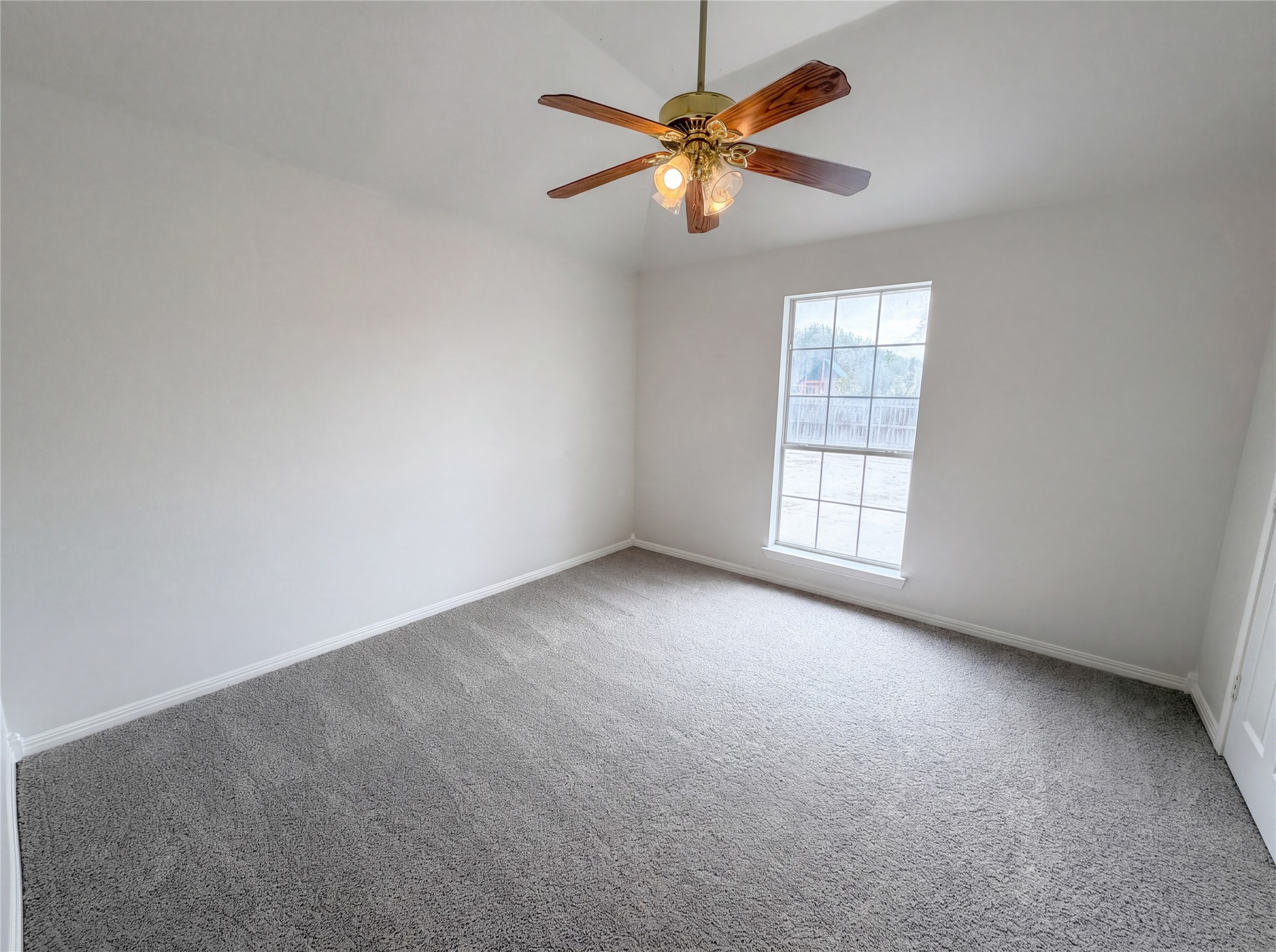 1226 Oakmanor Circle Hewitt TX 76643
