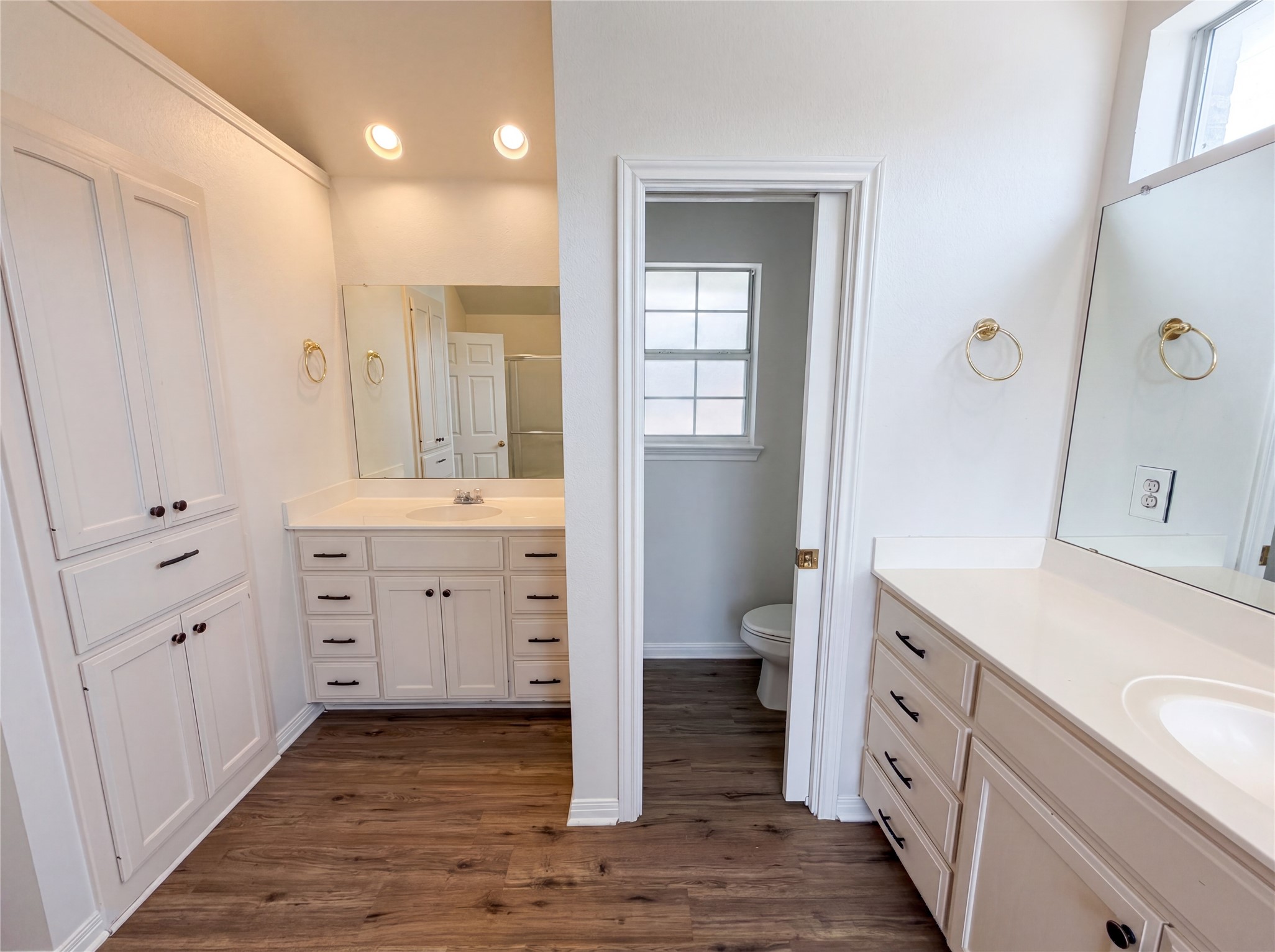 1226 Oakmanor Circle Hewitt TX 76643