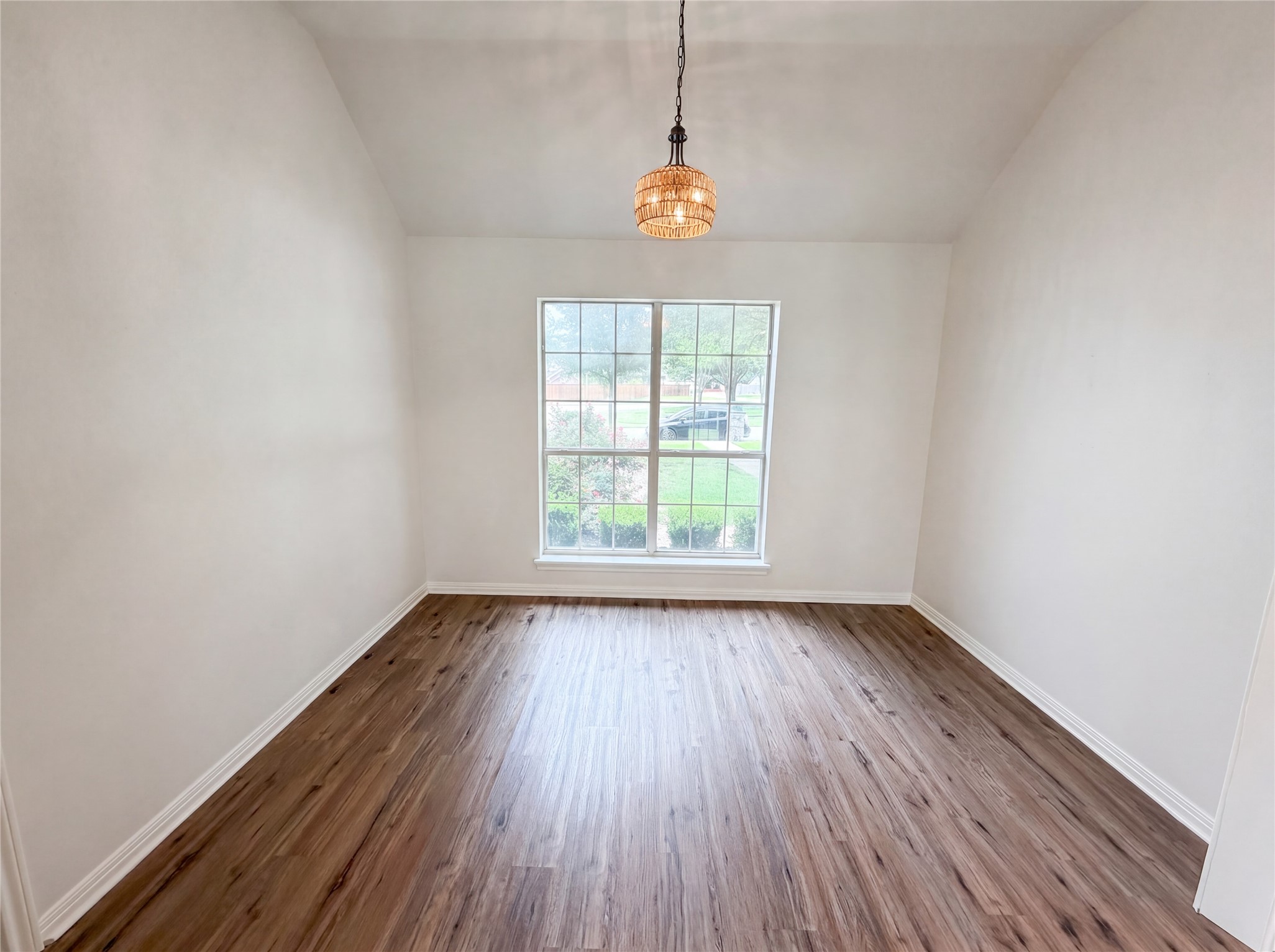 1226 Oakmanor Circle Hewitt TX 76643