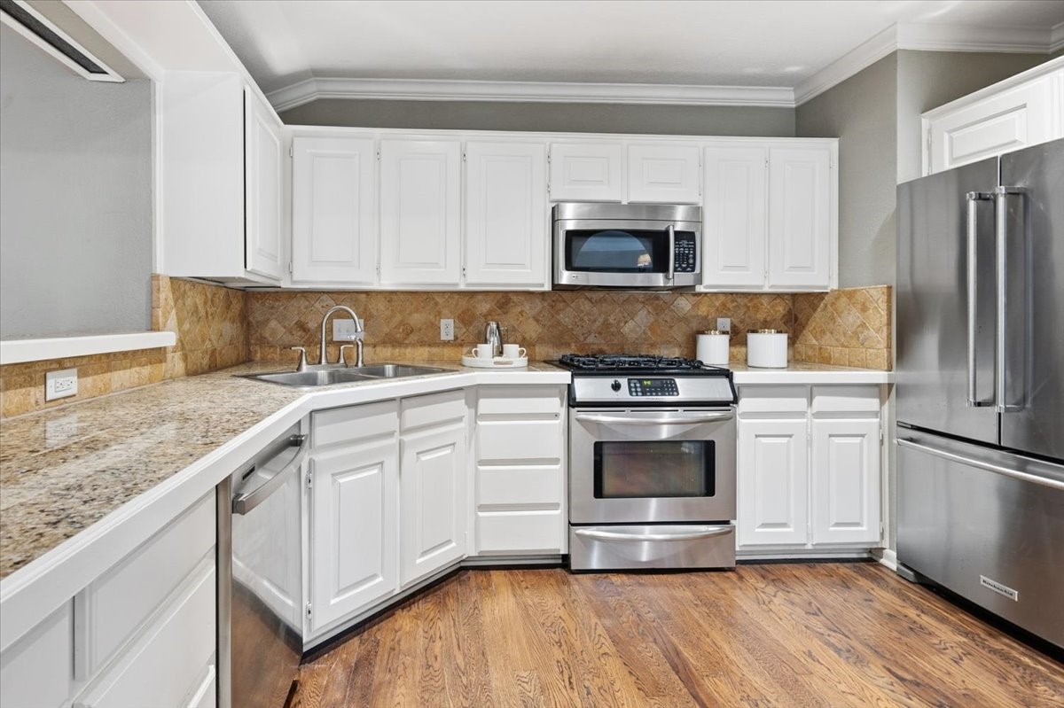 4232 Pershing Avenue Fort Worth TX 76107