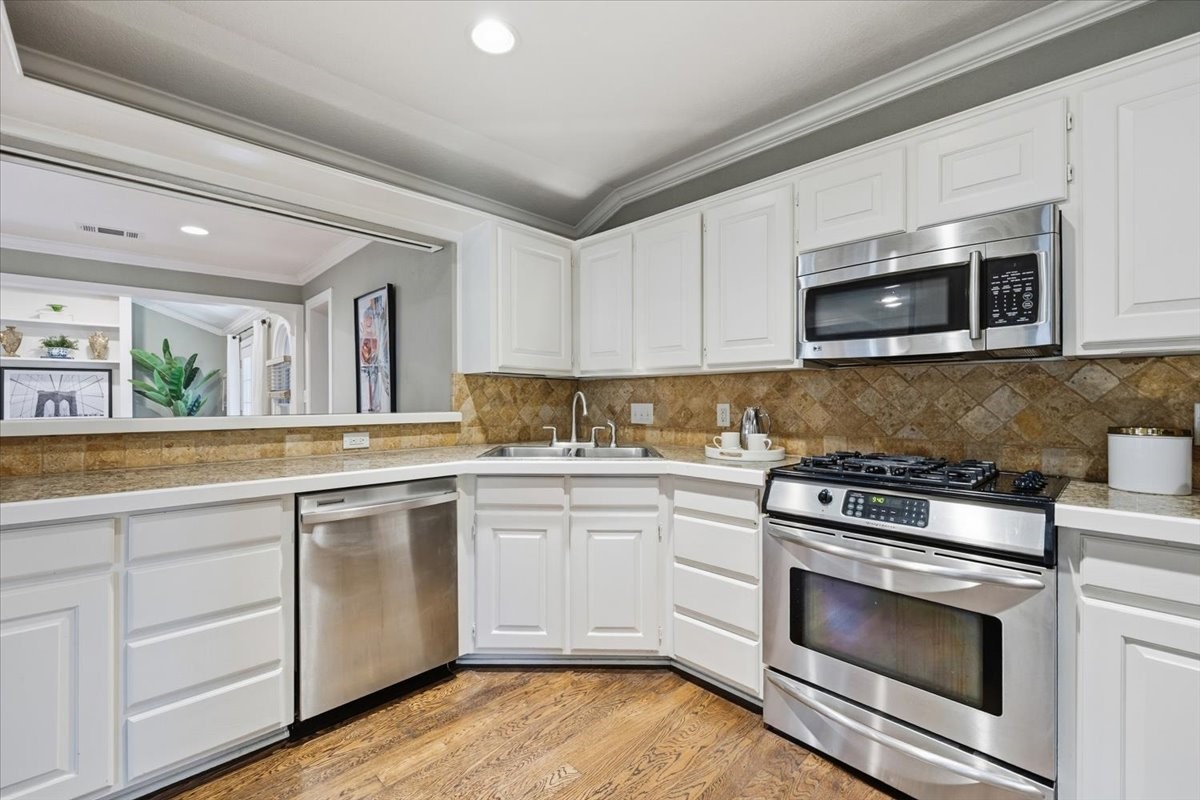 4232 Pershing Avenue Fort Worth TX 76107