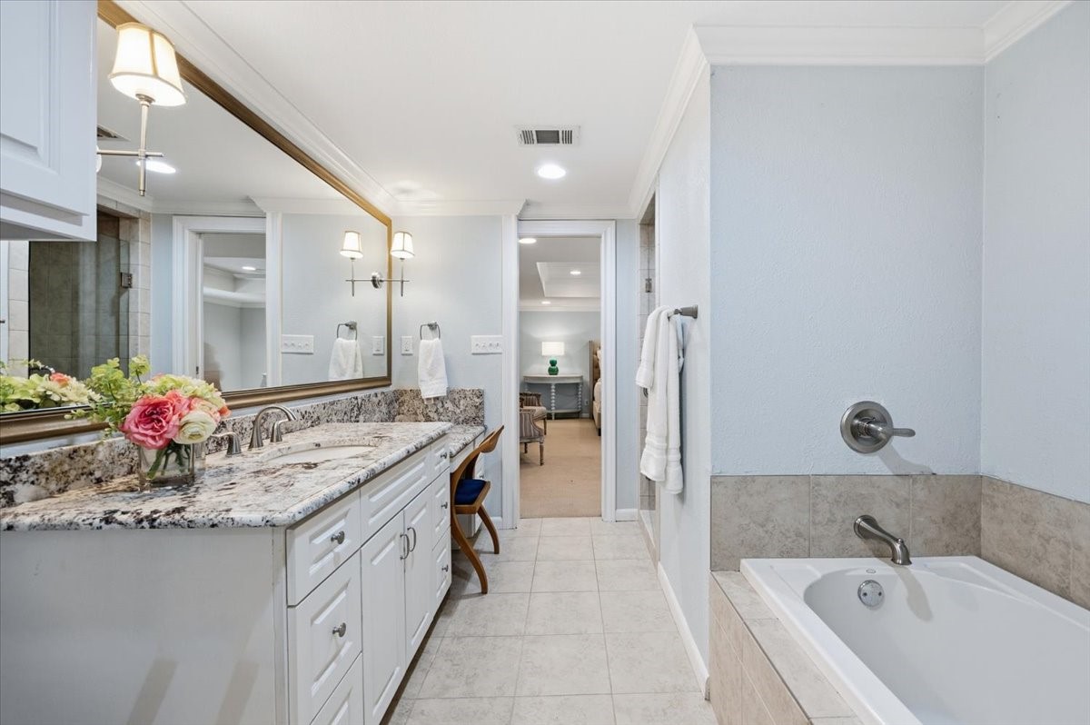 4232 Pershing Avenue Fort Worth TX 76107