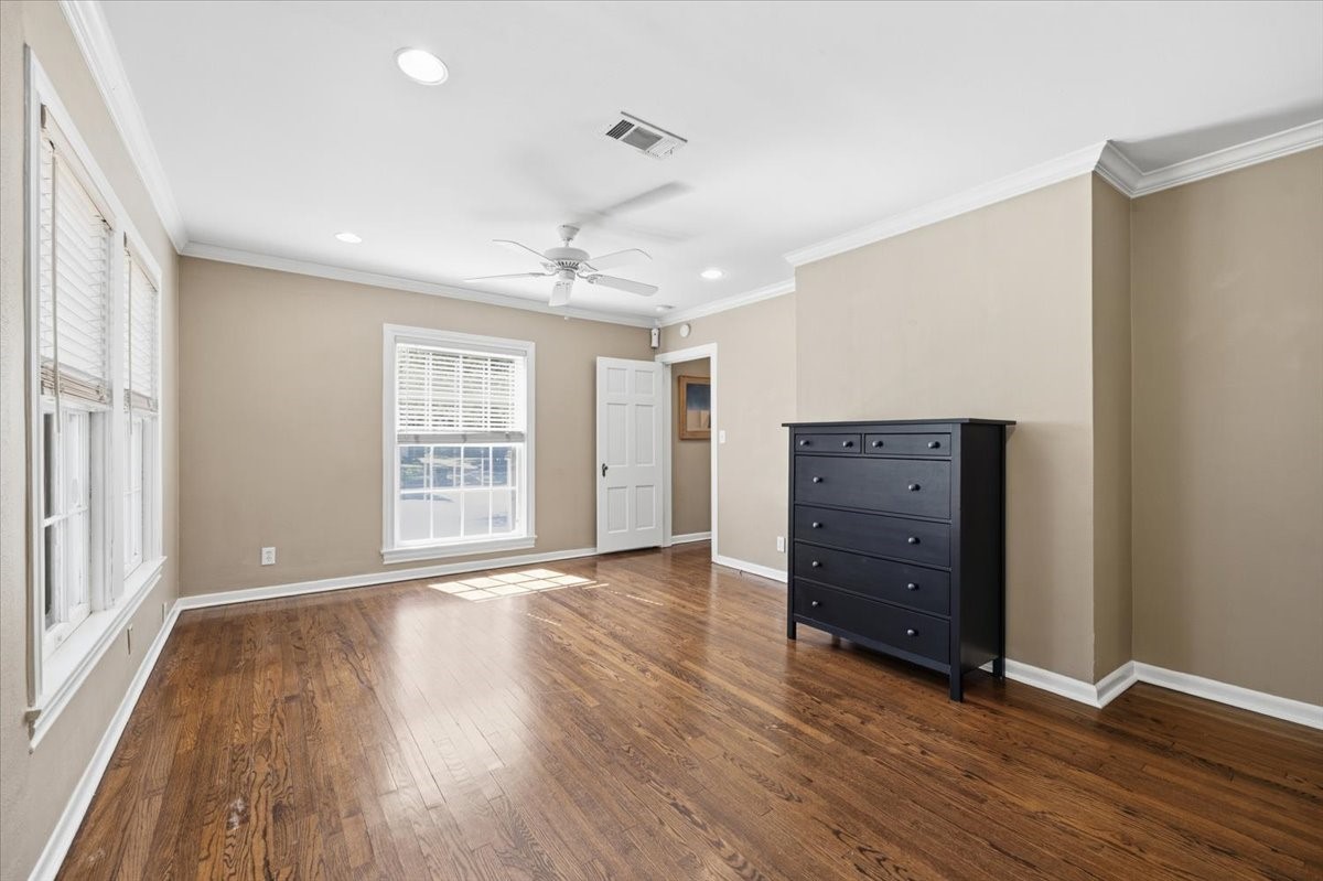 4232 Pershing Avenue Fort Worth TX 76107