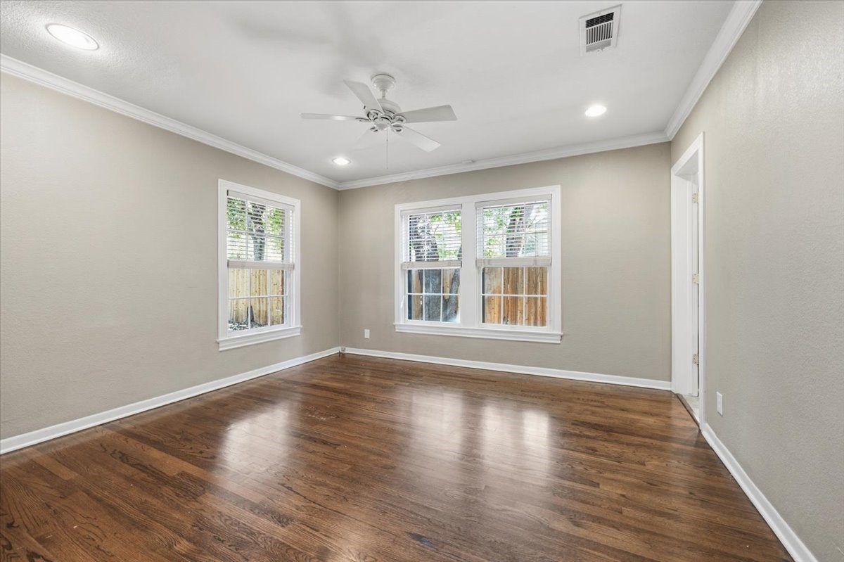 4232 Pershing Avenue Fort Worth TX 76107