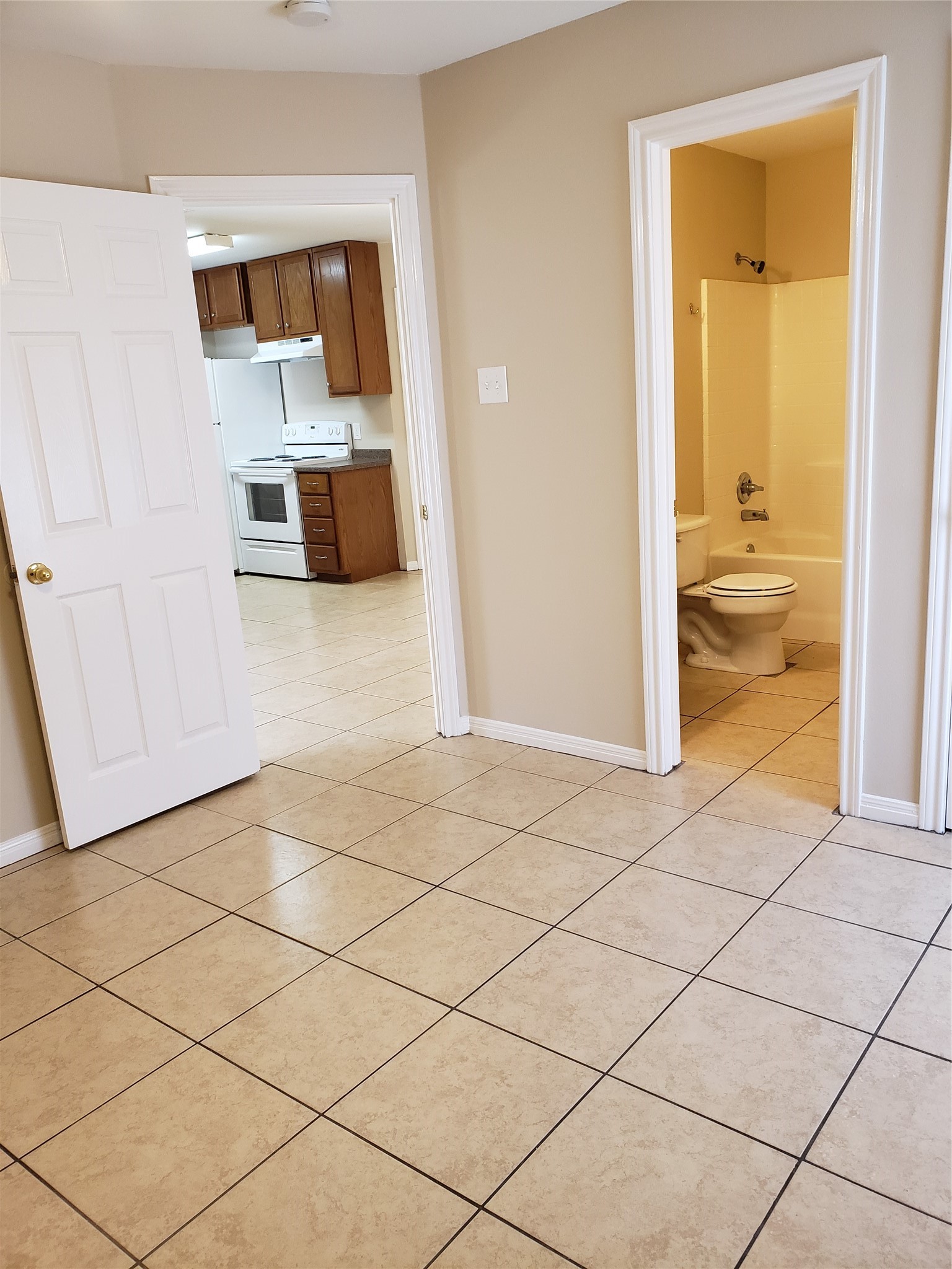 227-229 E Craven Avenue Lacy Lakeview TX 76705