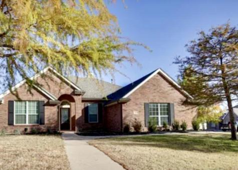 1020 Hickory Bend Lane Fort Worth TX 76108