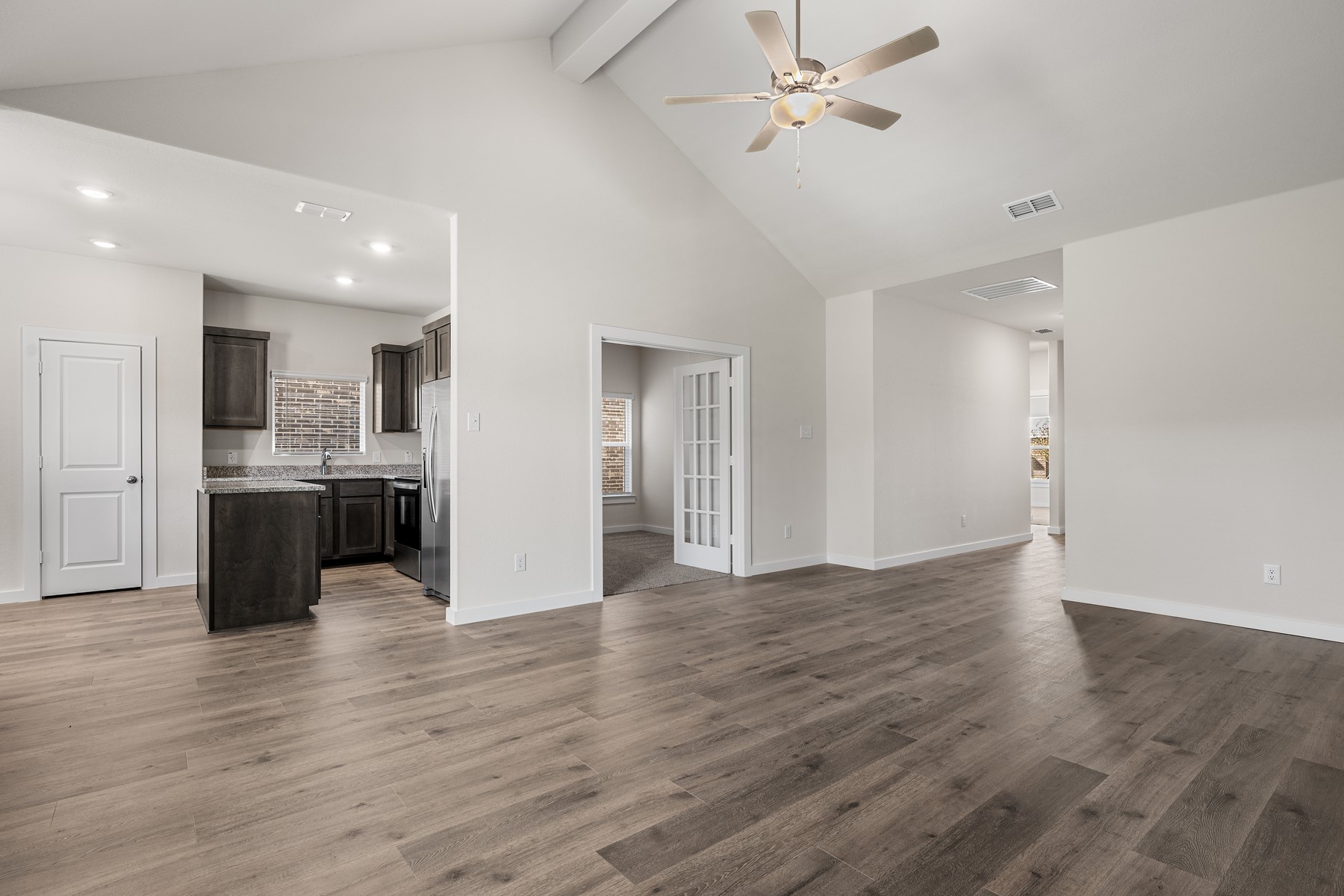 1722 Paul Drive Seagoville TX 75159
