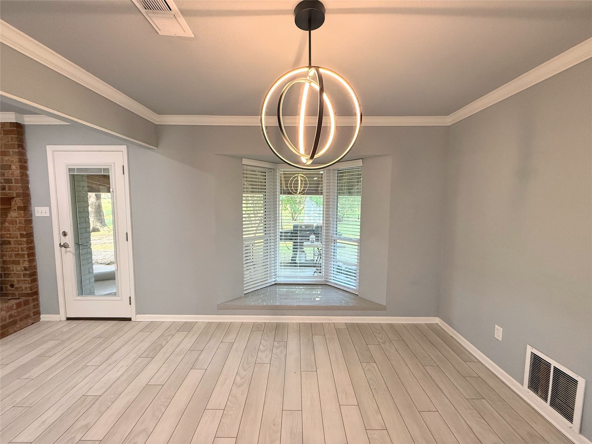 1111 Joel Street Groesbeck TX 76642