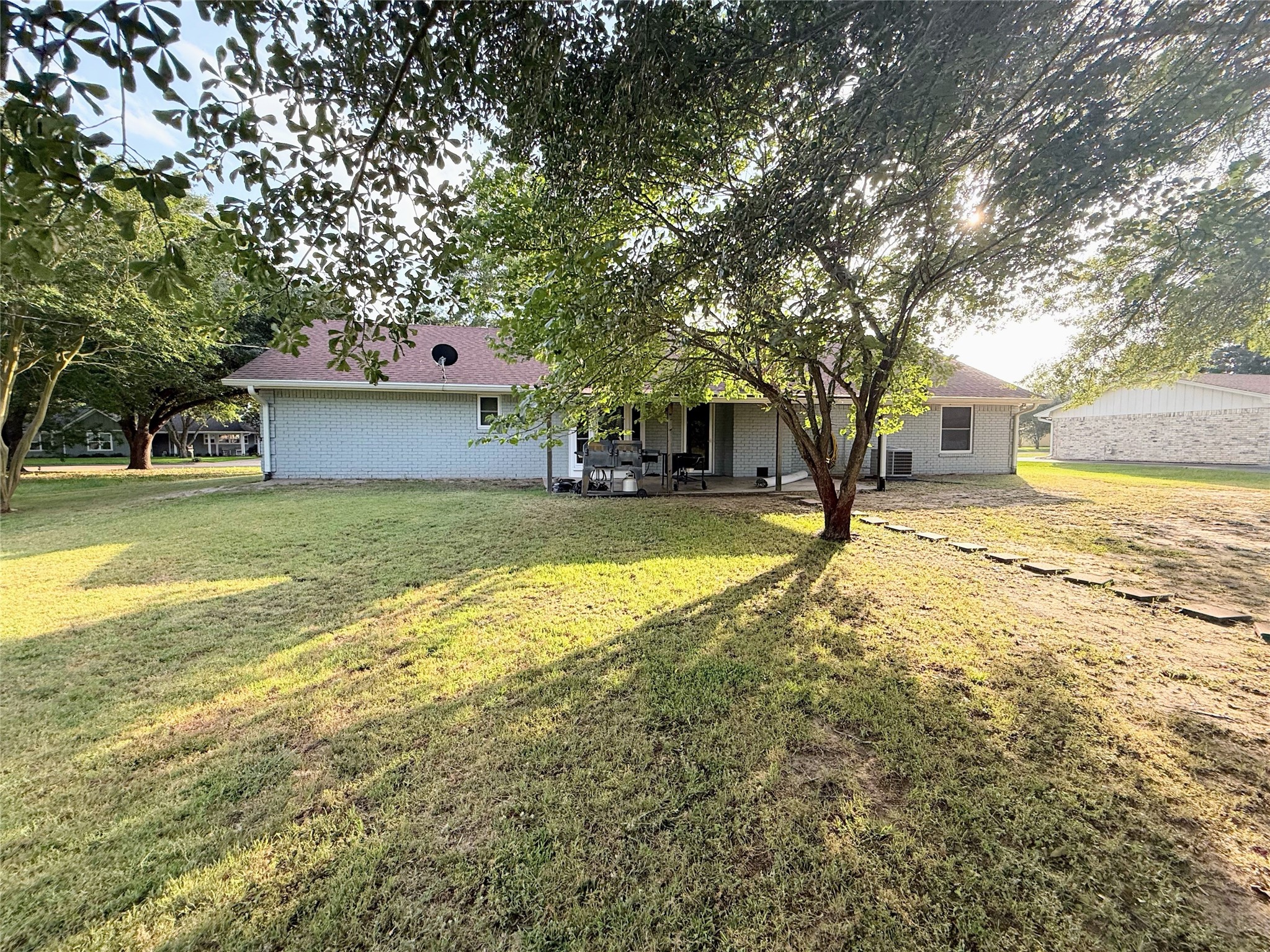 1111 Joel Street Groesbeck TX 76642