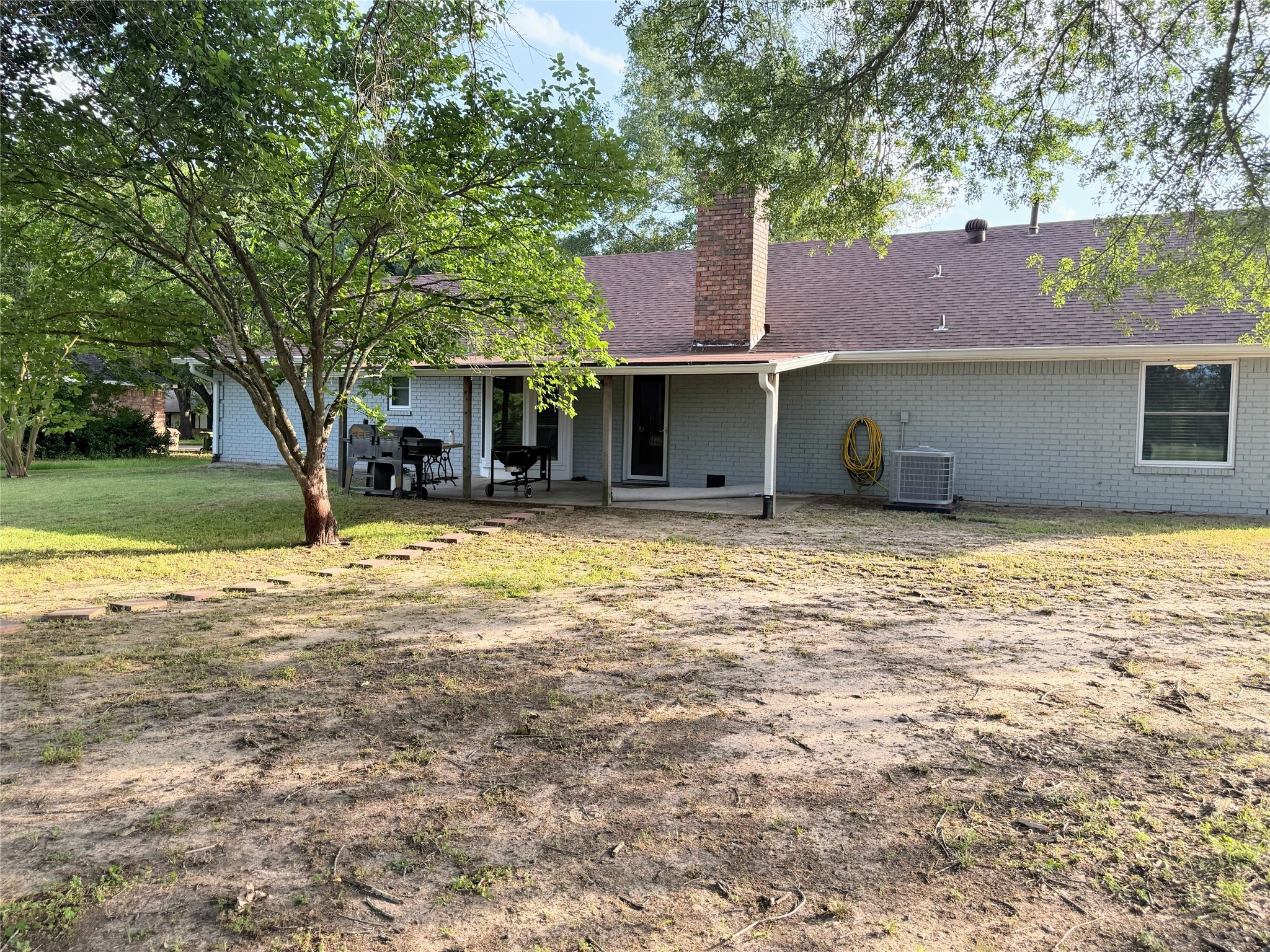 1111 Joel Street Groesbeck TX 76642