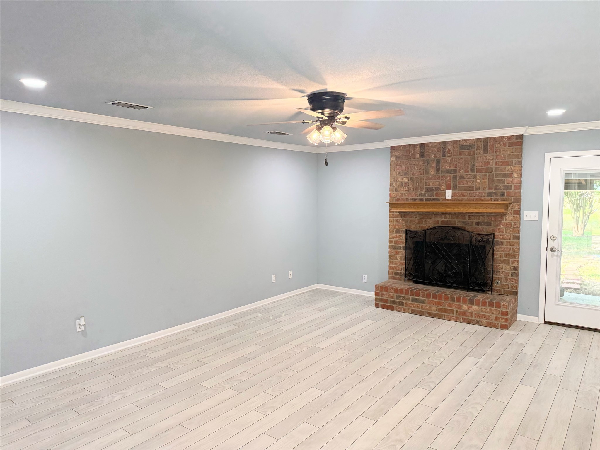 1111 Joel Street Groesbeck TX 76642