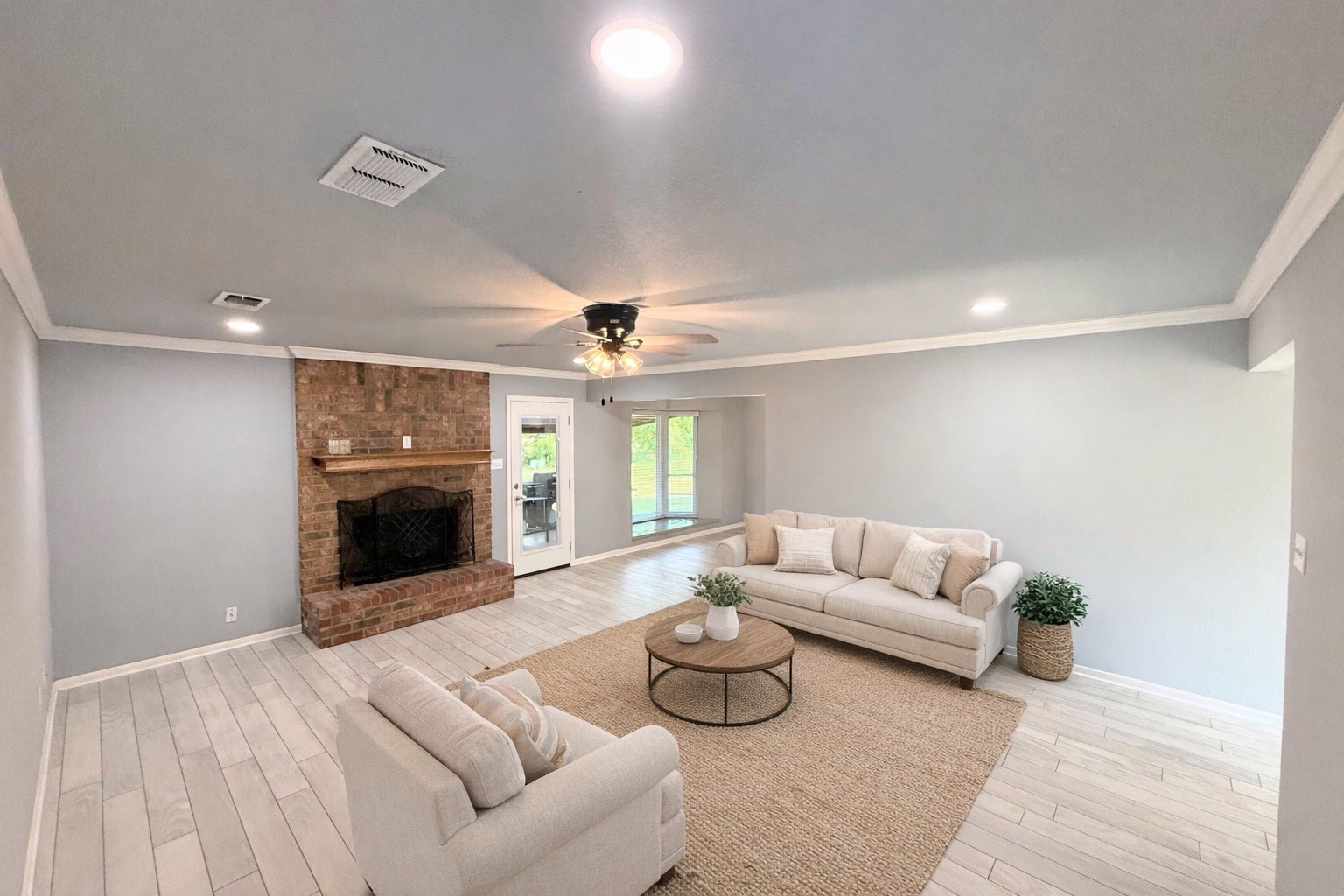 1111 Joel Street Groesbeck TX 76642