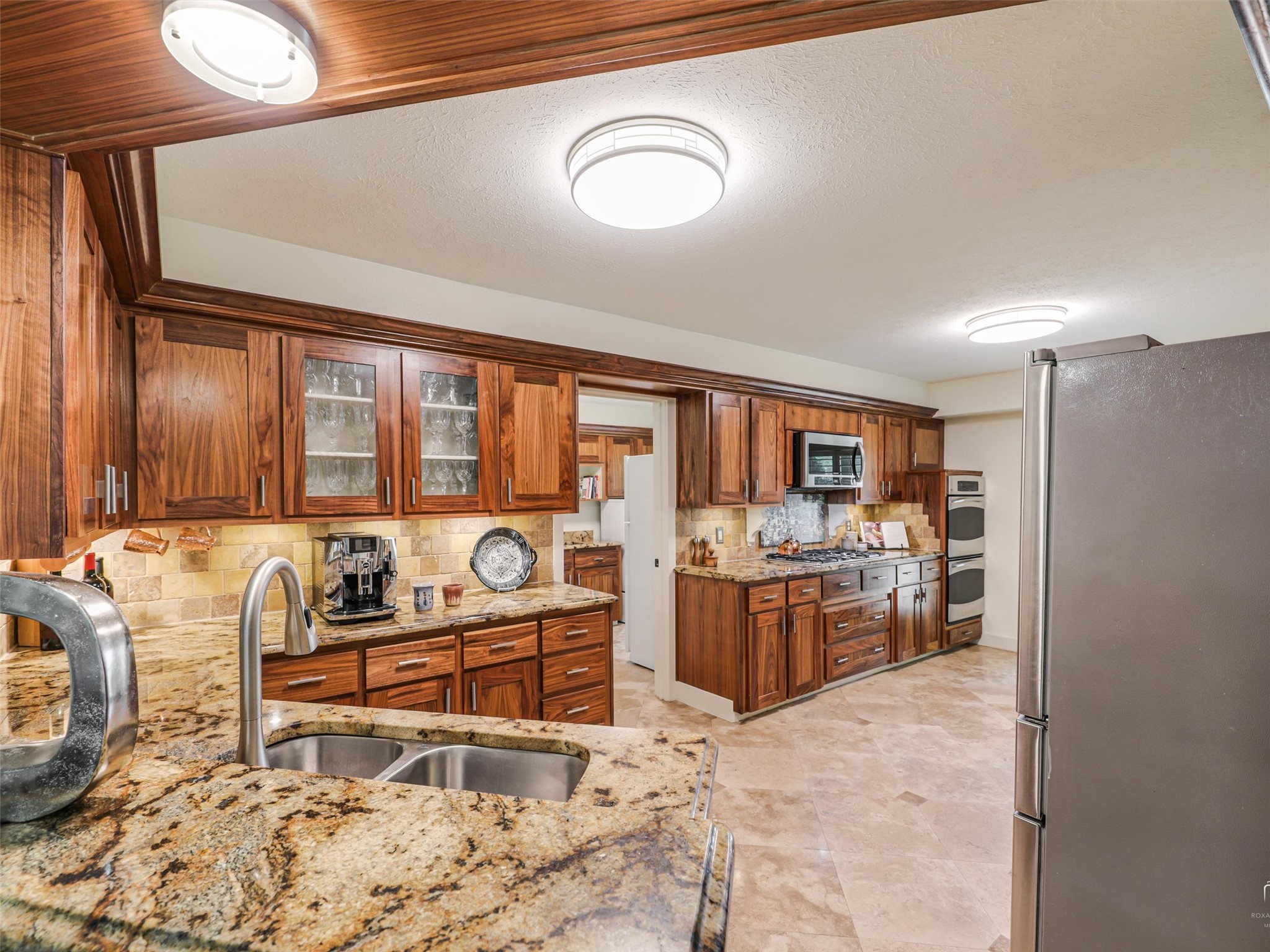 6120 Preston Creek Drive Dallas TX 75240
