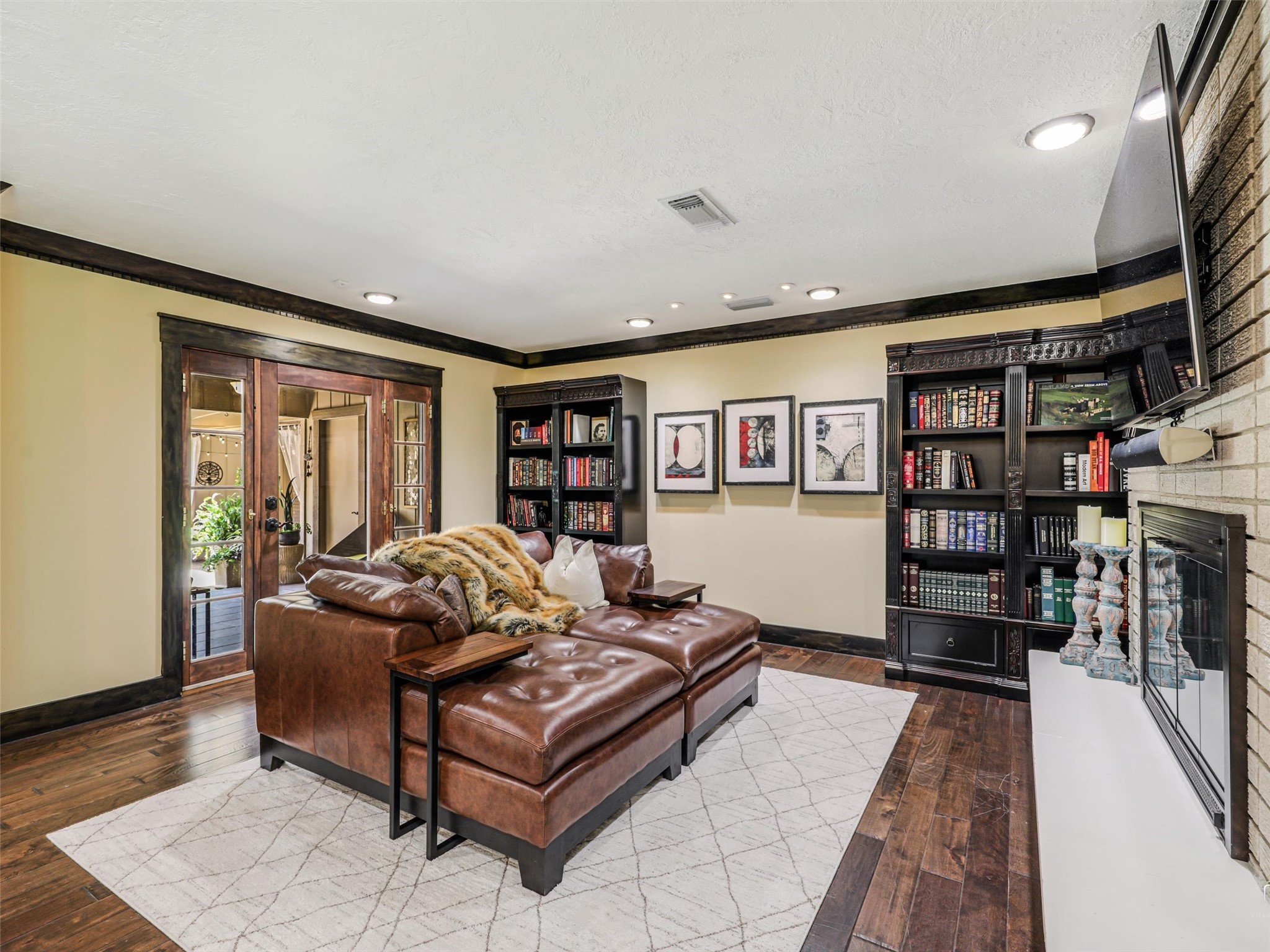 6120 Preston Creek Drive Dallas TX 75240