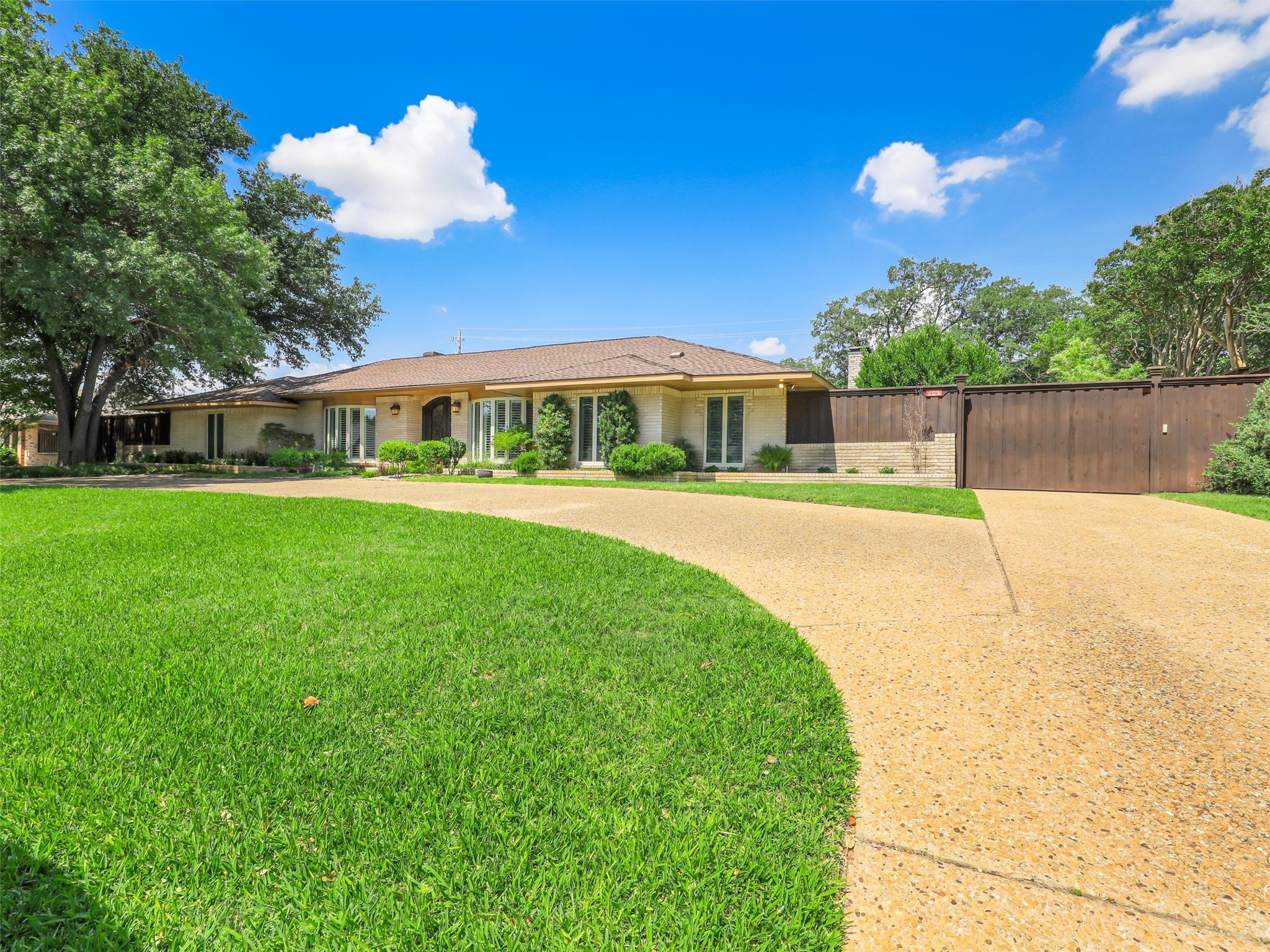 6120 Preston Creek Drive Dallas TX 75240